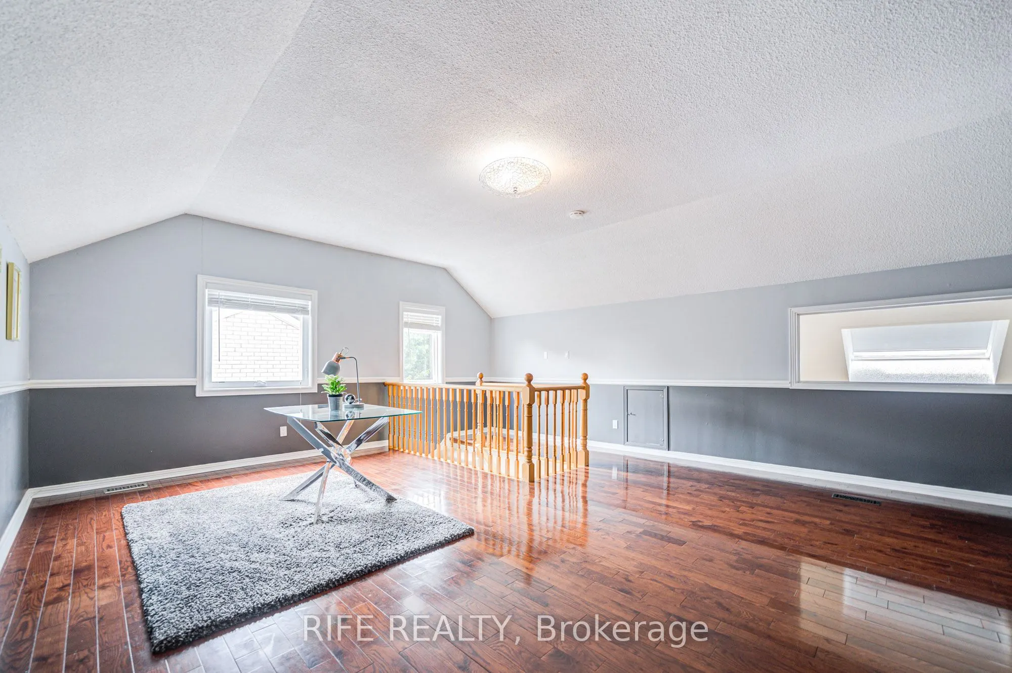 22 Chambery Crescent