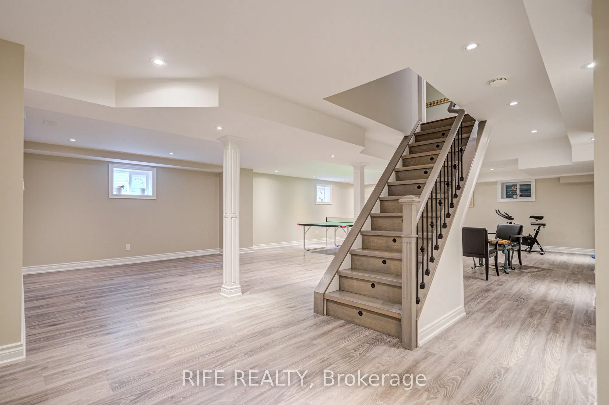 22 Chambery Crescent