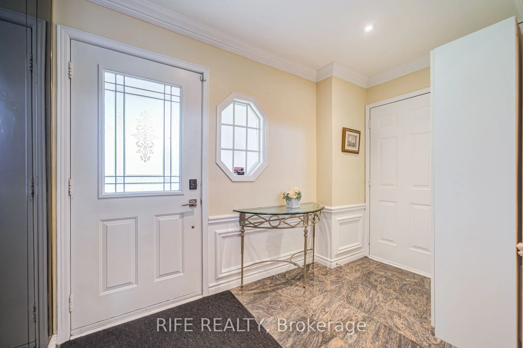 22 Chambery Crescent