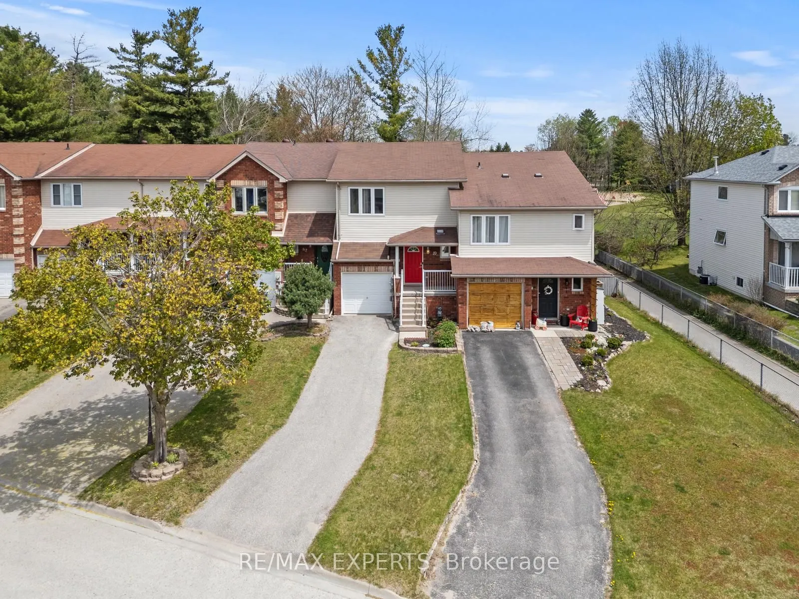 89 Parkside Crescent