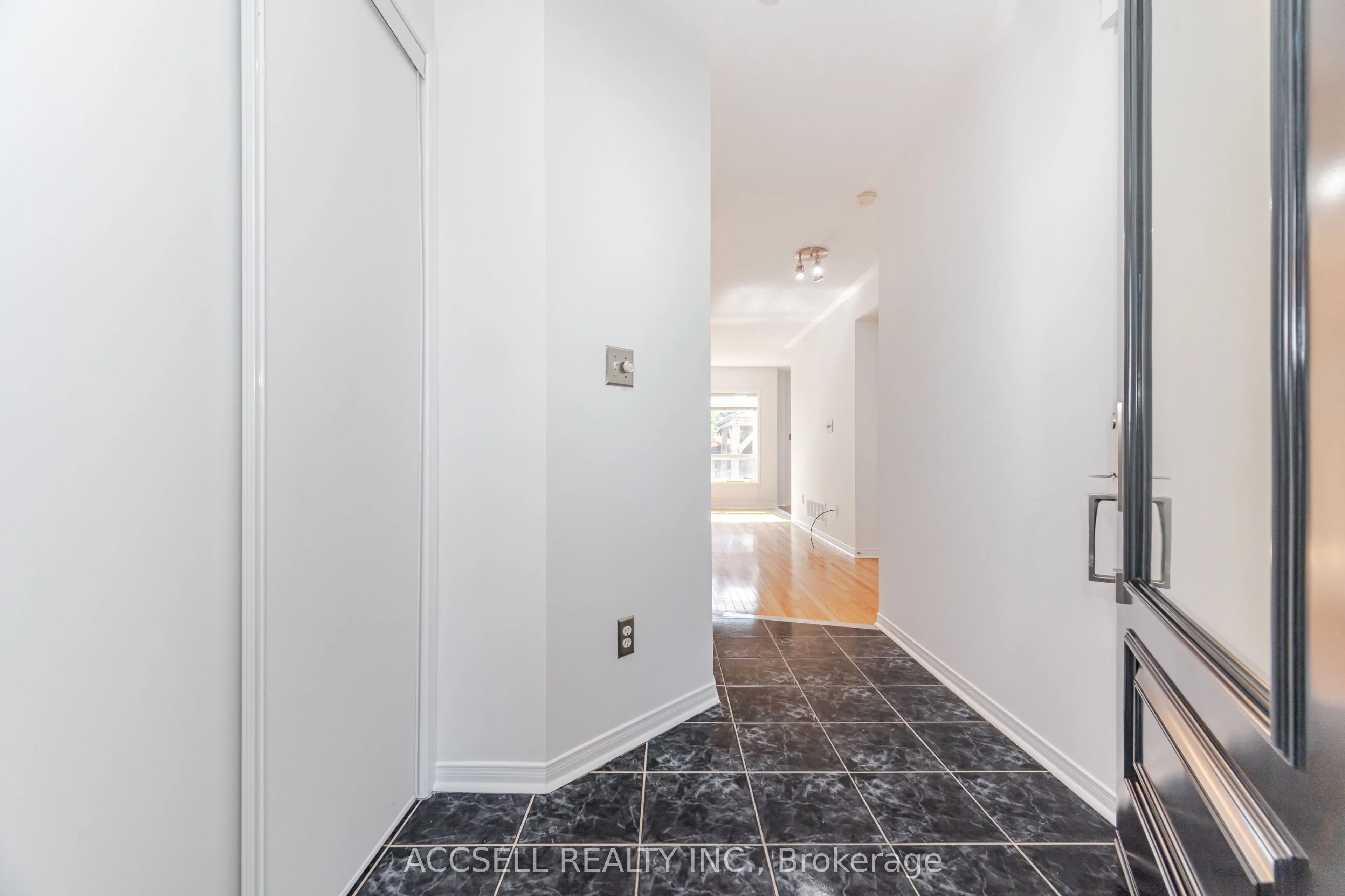 188 Deepsprings Crescent