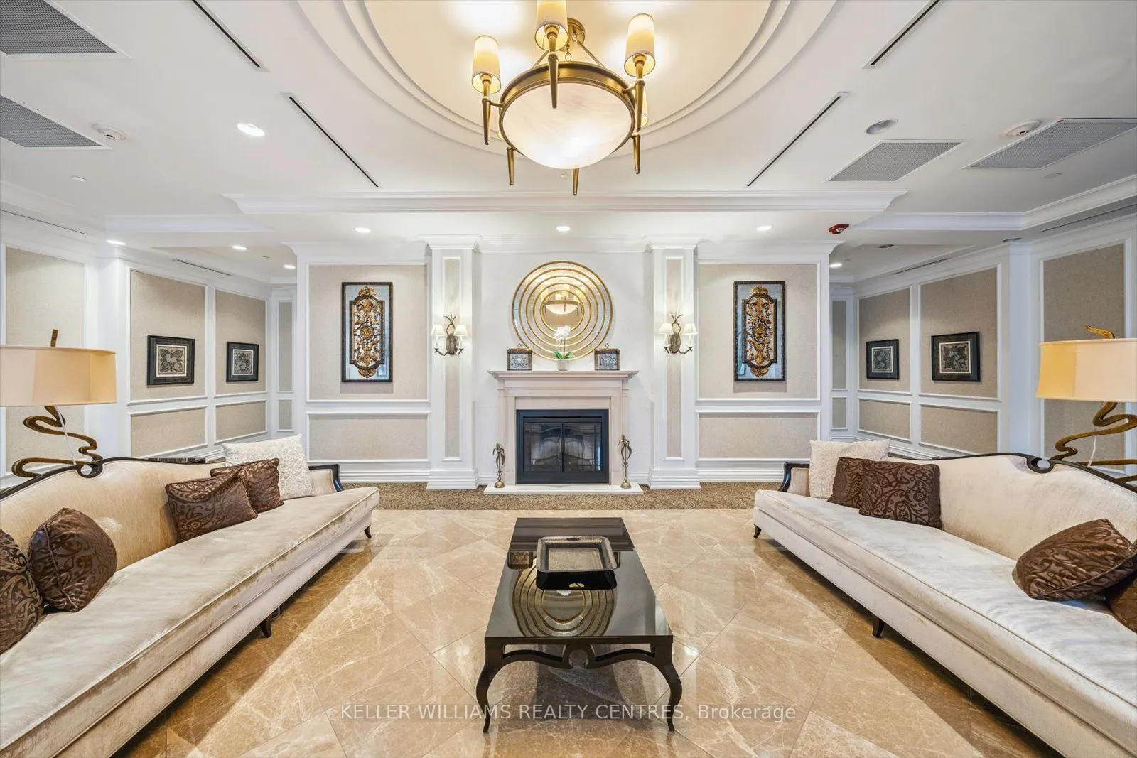 9245 Jane Street, #902