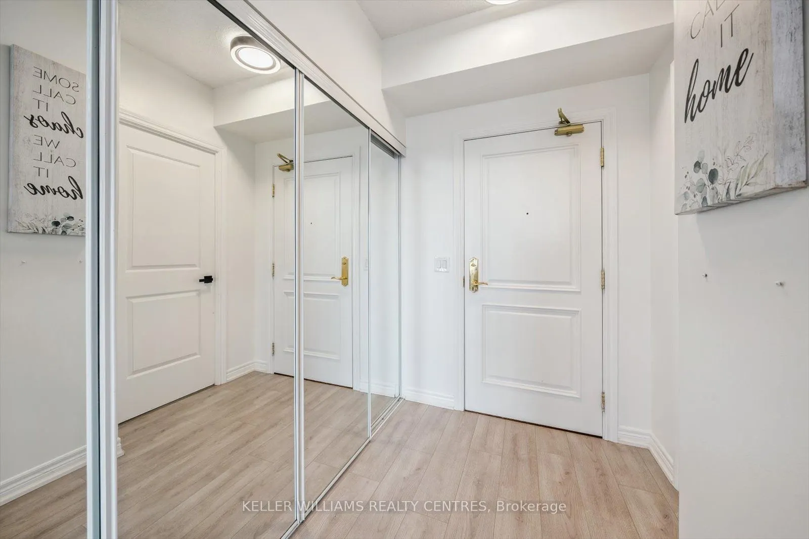 9245 Jane Street, #902
