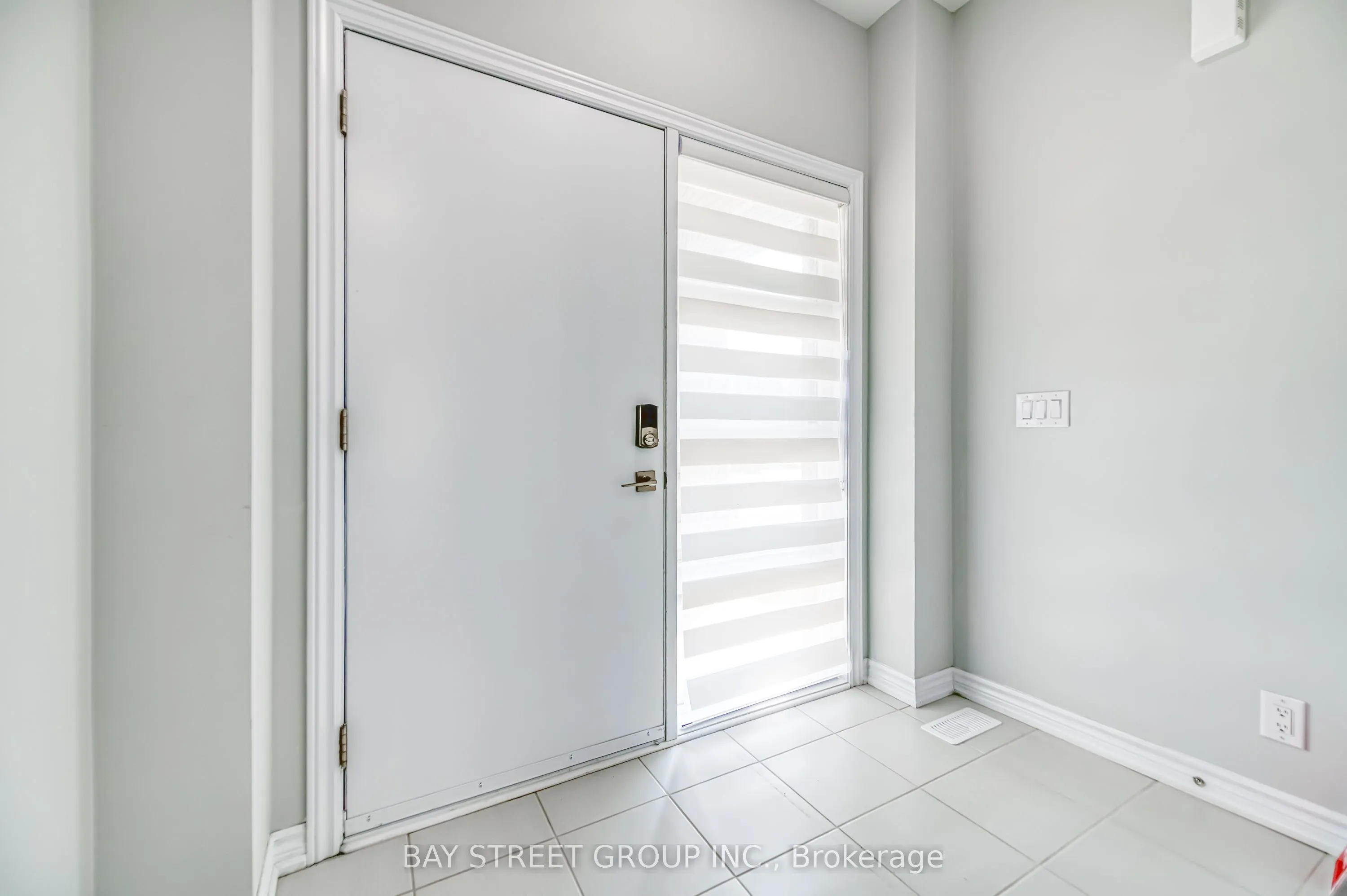 32 Jessica Antonella Street