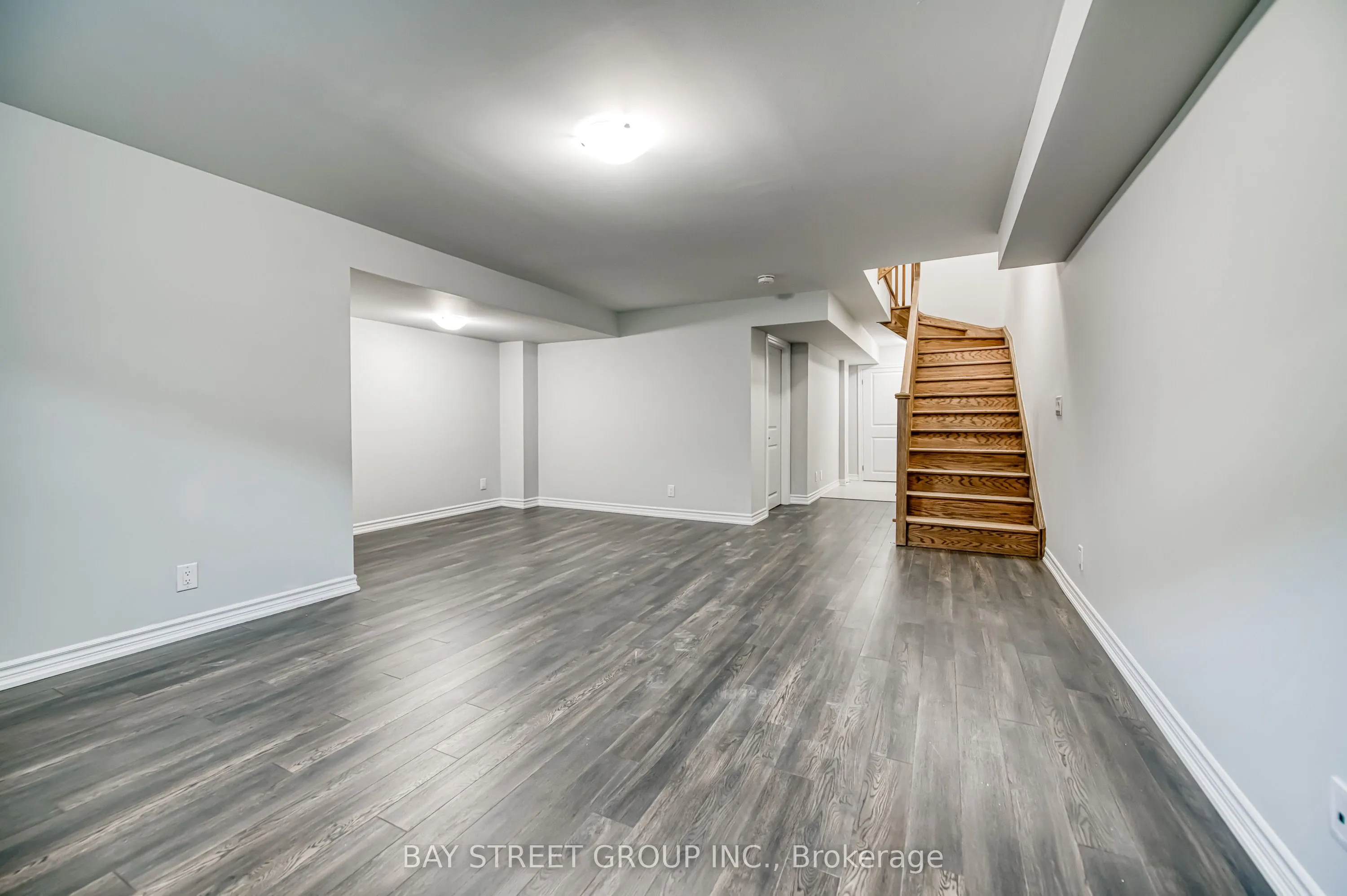 32 Jessica Antonella Street