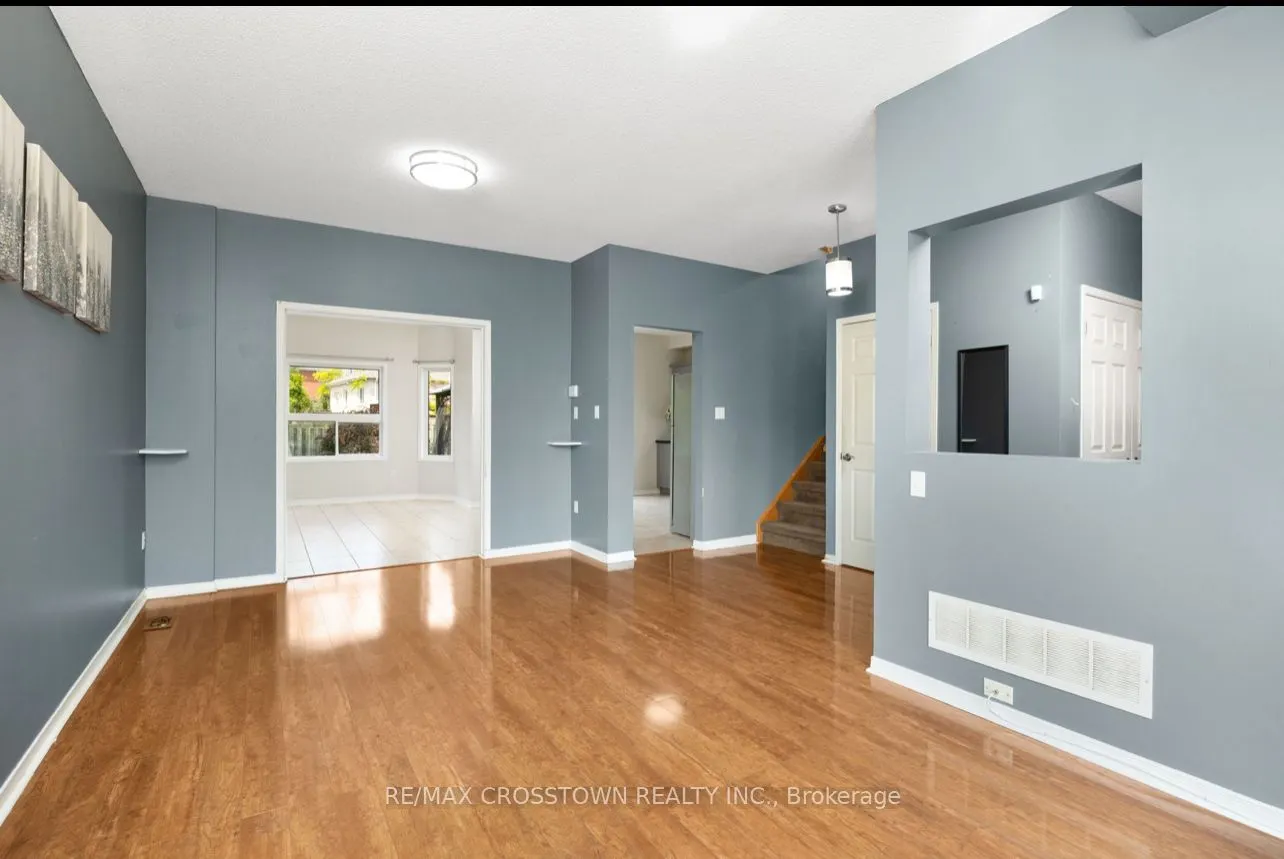 1937 Wilson Street W