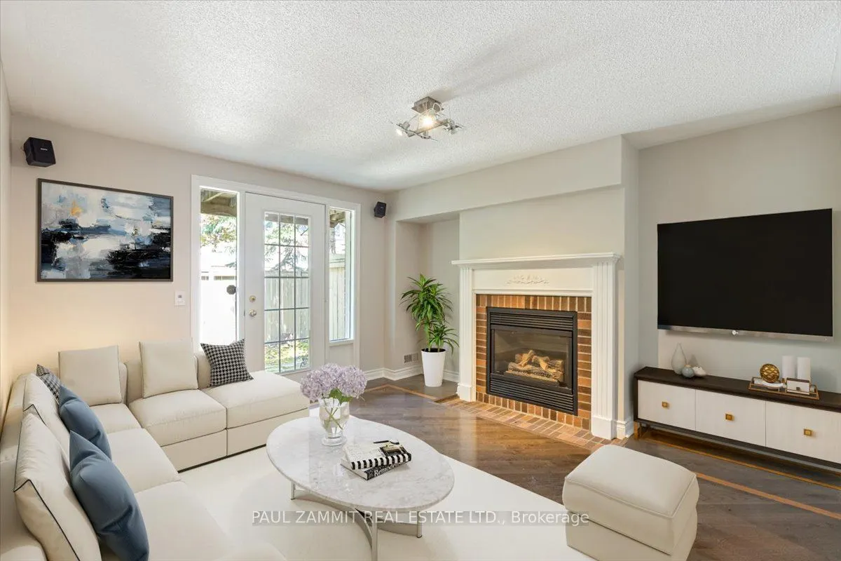8038 Yonge Street, #23
