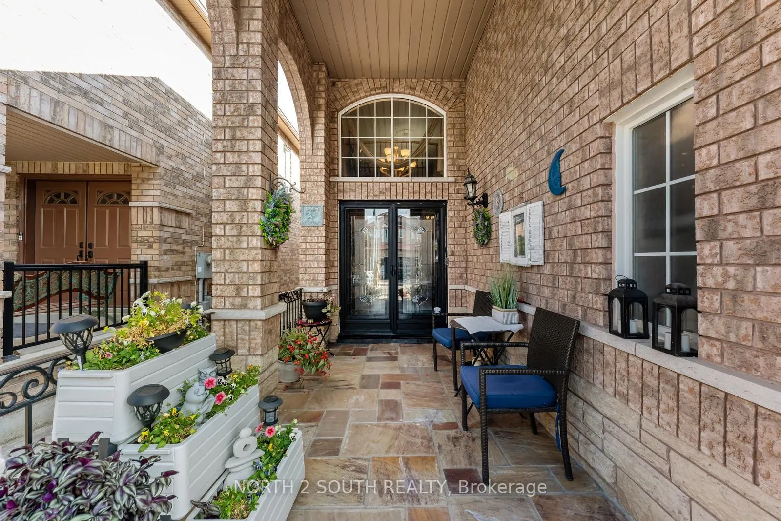 121 Royal Pine Avenue