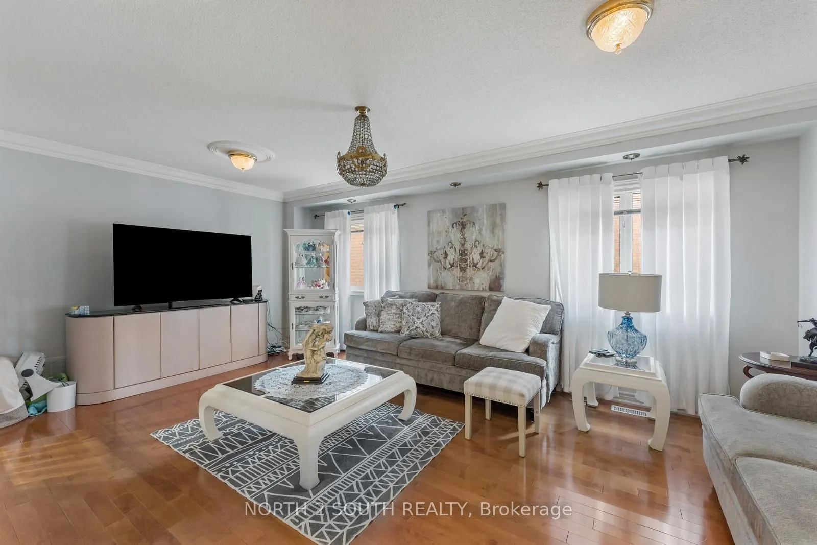 121 Royal Pine Avenue