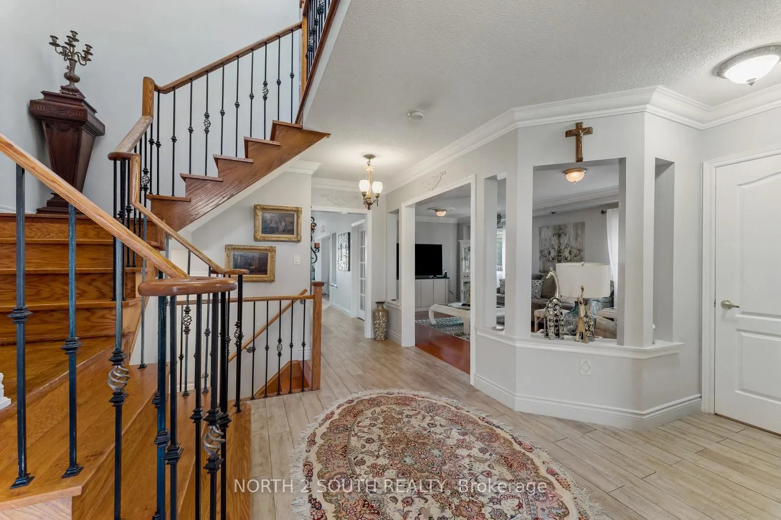 121 Royal Pine Avenue