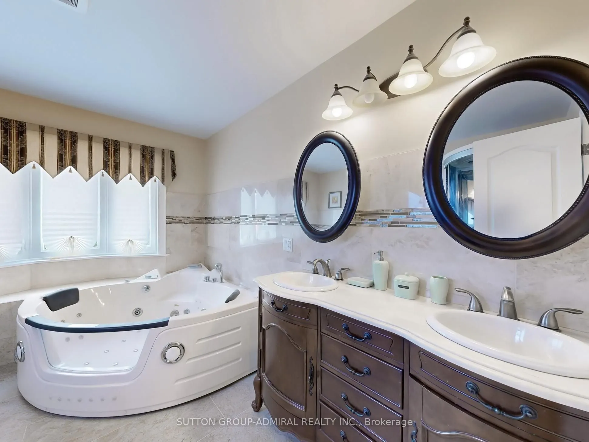 236 Russet Way