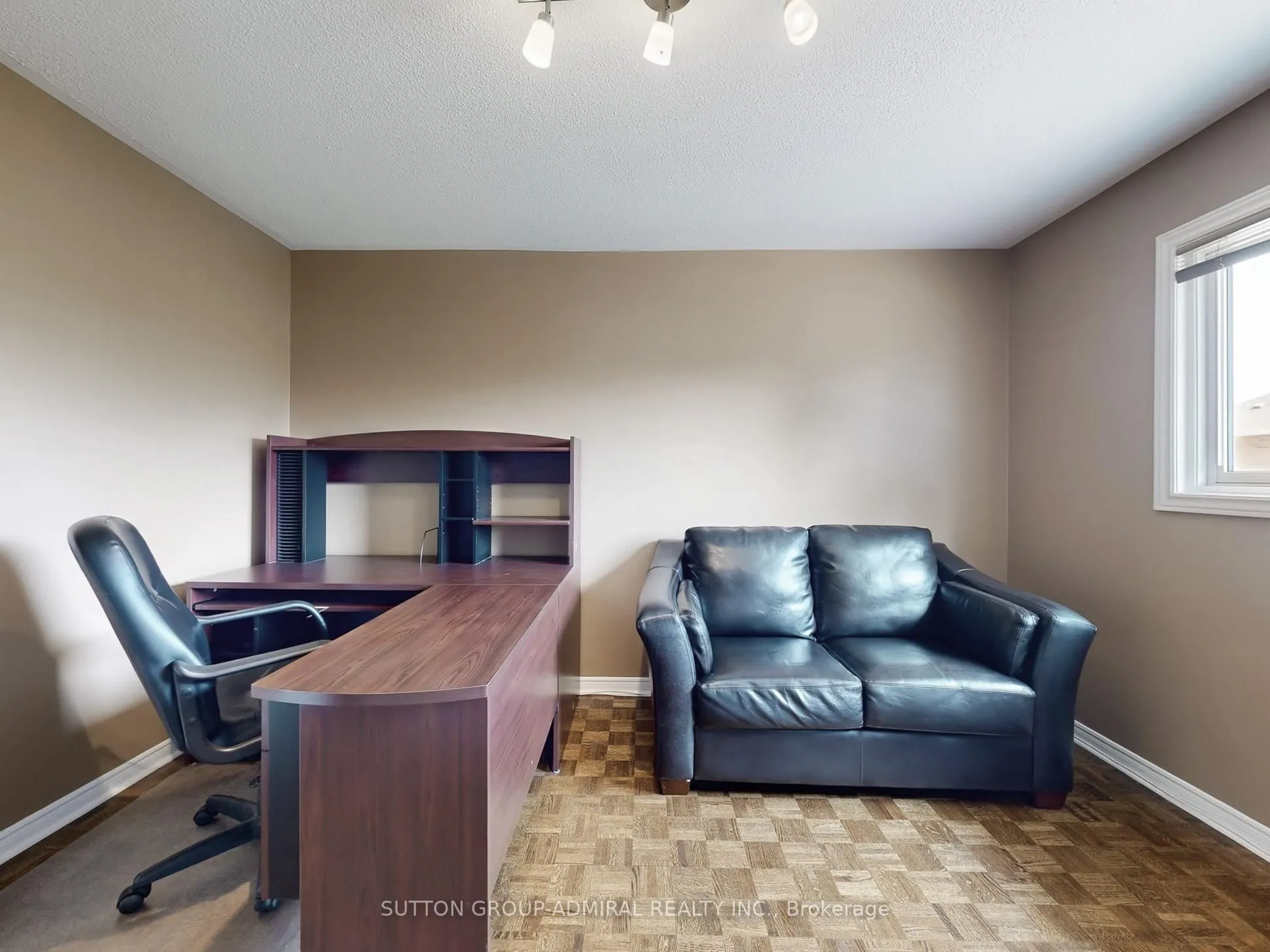 236 Russet Way