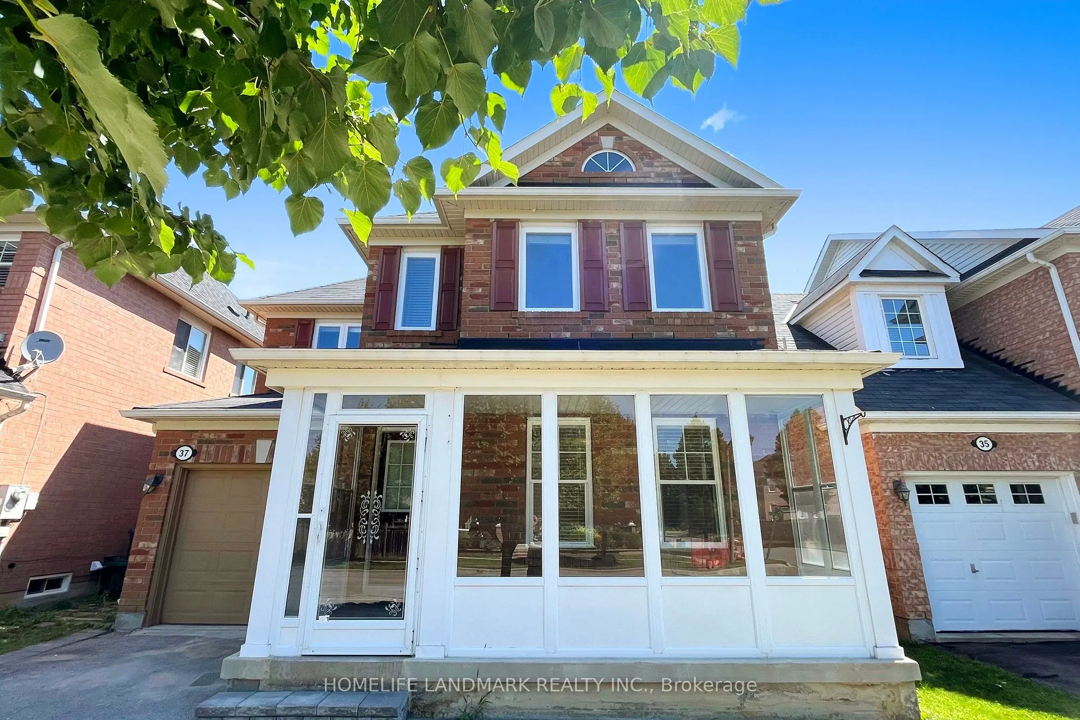 37 Roy Rainey Avenue, #(Main & Second Floor)
