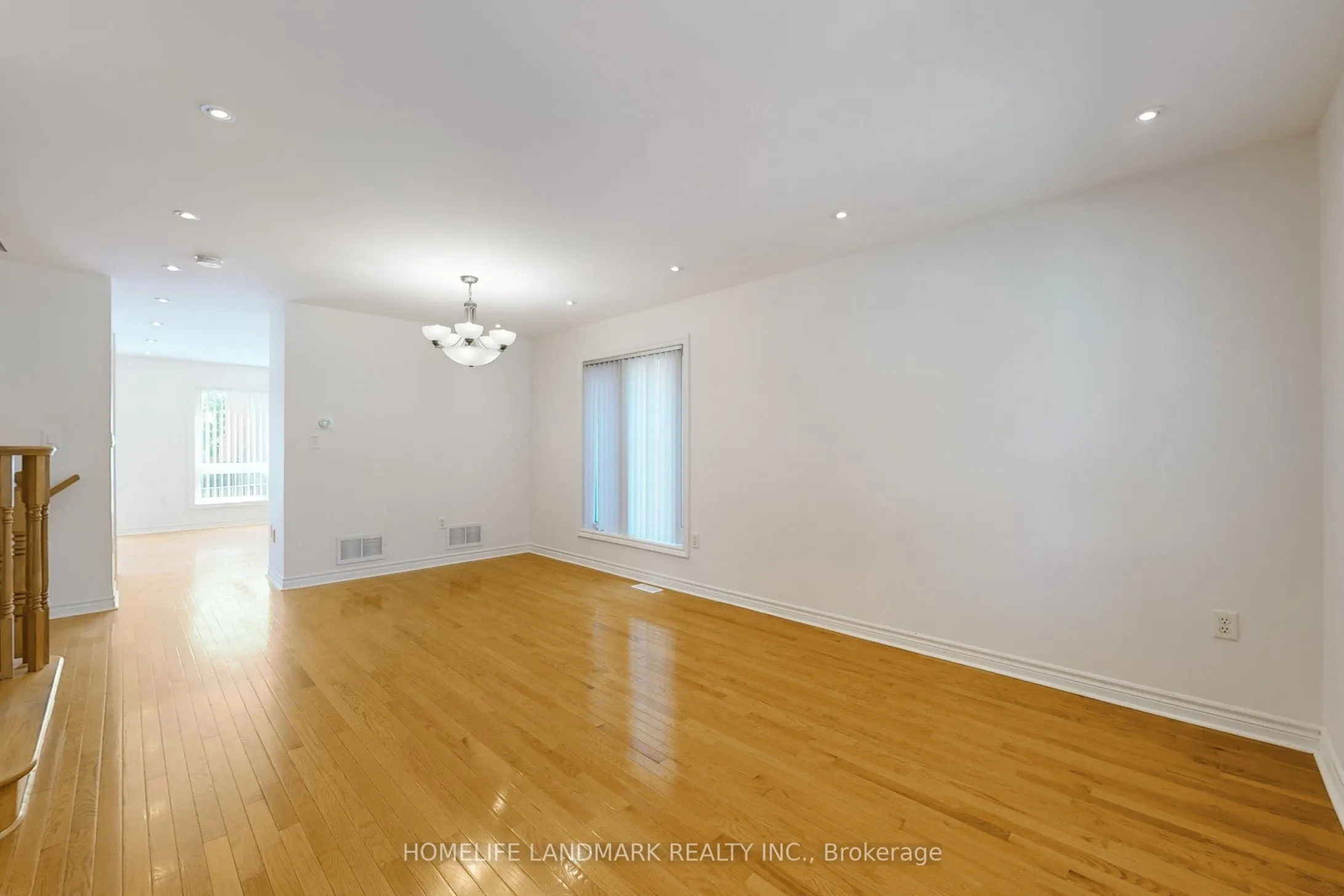 37 Roy Rainey Avenue, #(Main & Second Floor)