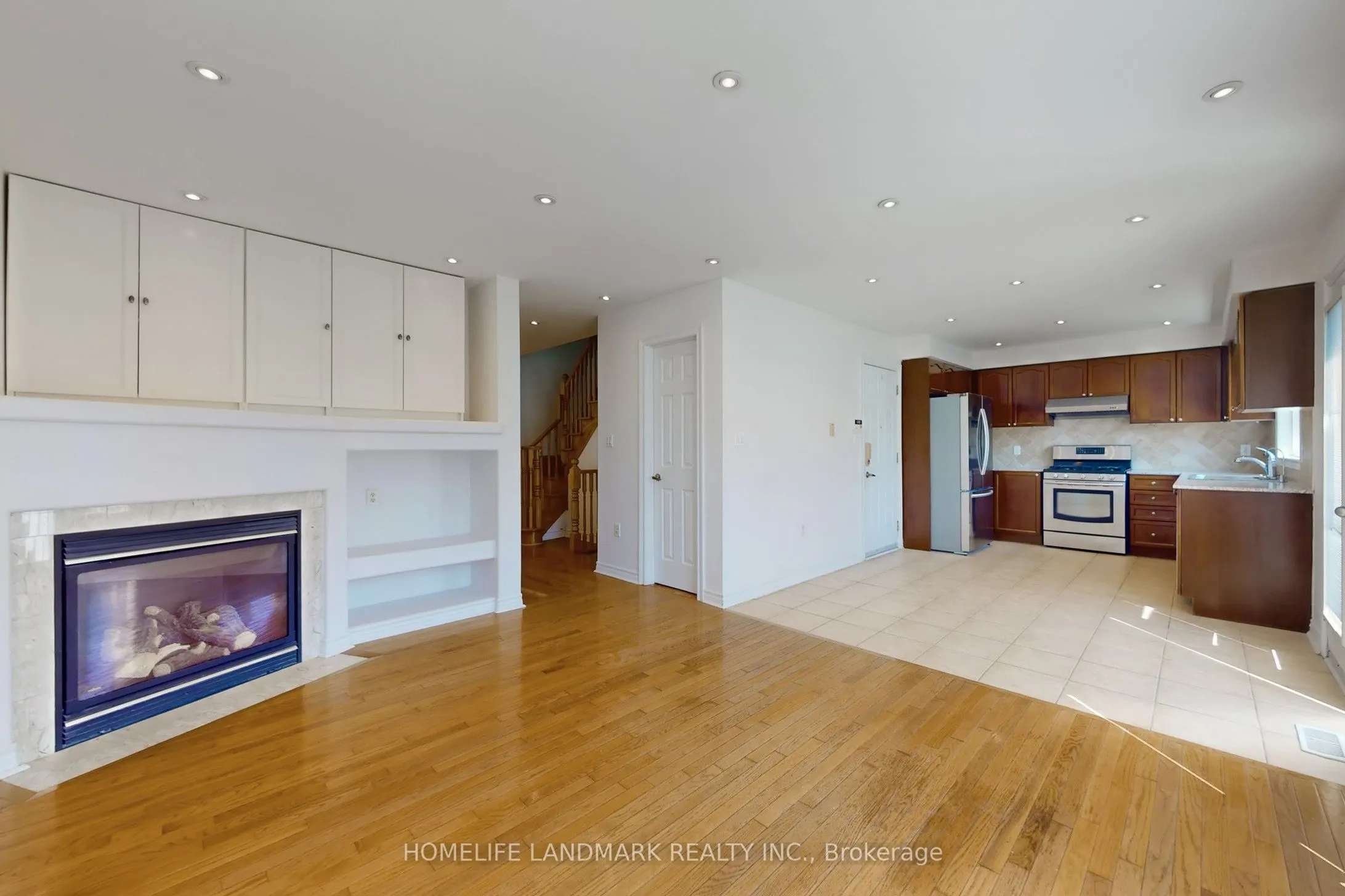 37 Roy Rainey Avenue, #(Main & Second Floor)