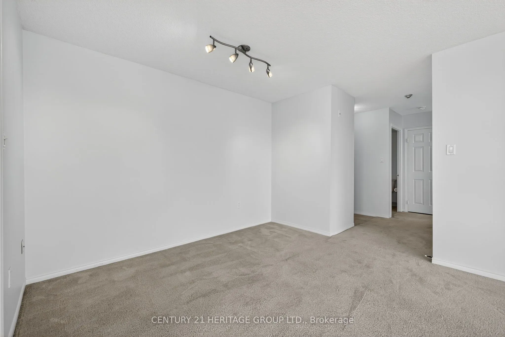 270 Davis Drive, #1003