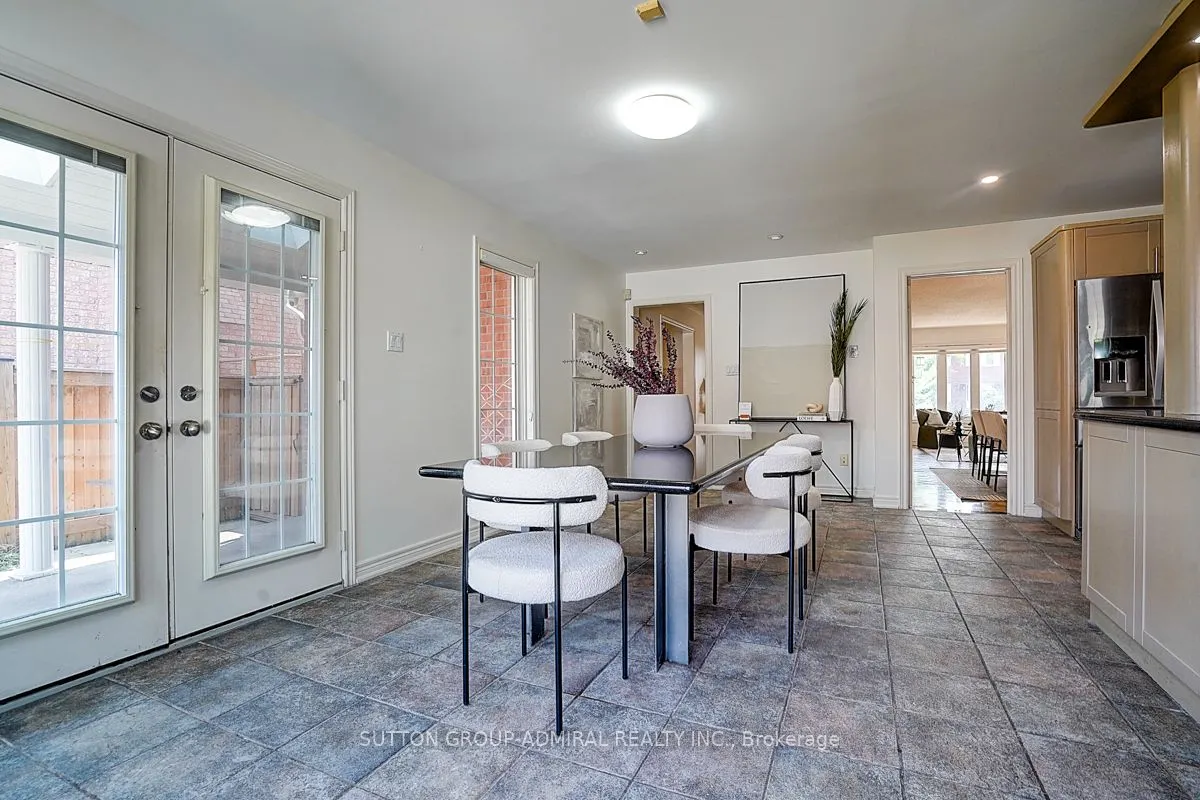 11 San Marko Place