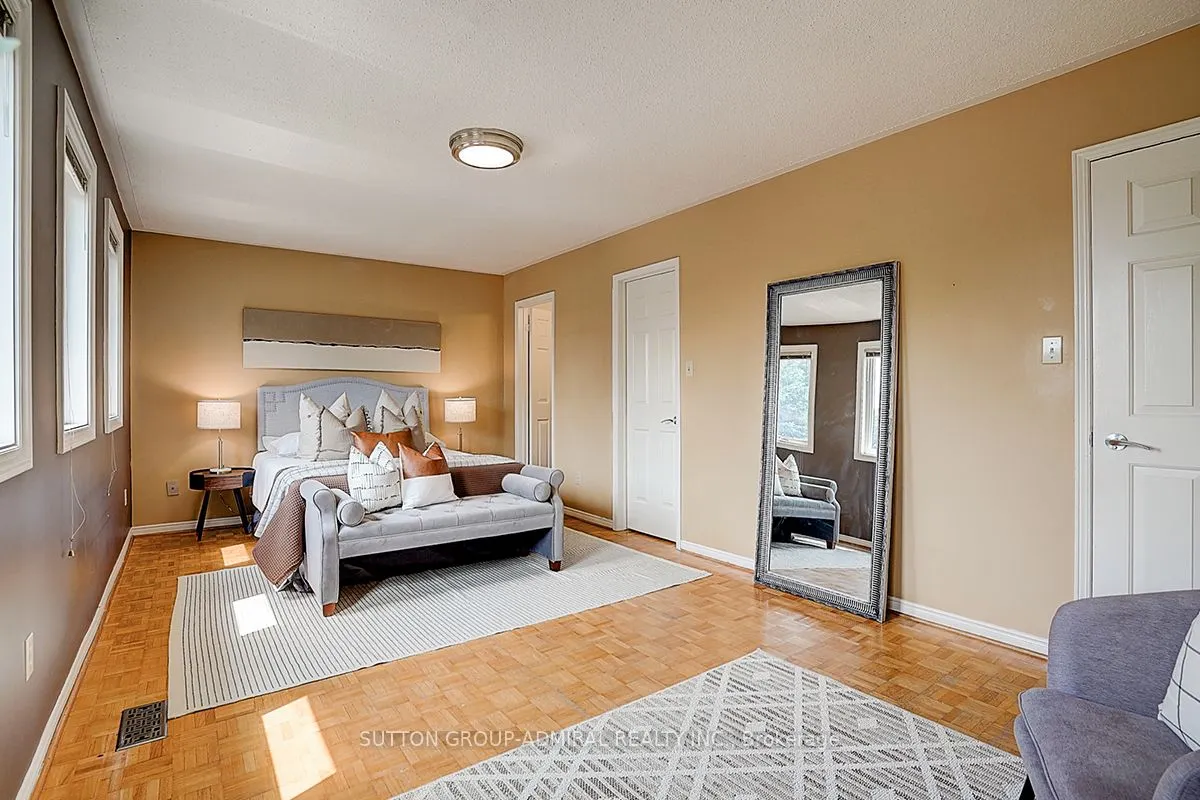 11 San Marko Place