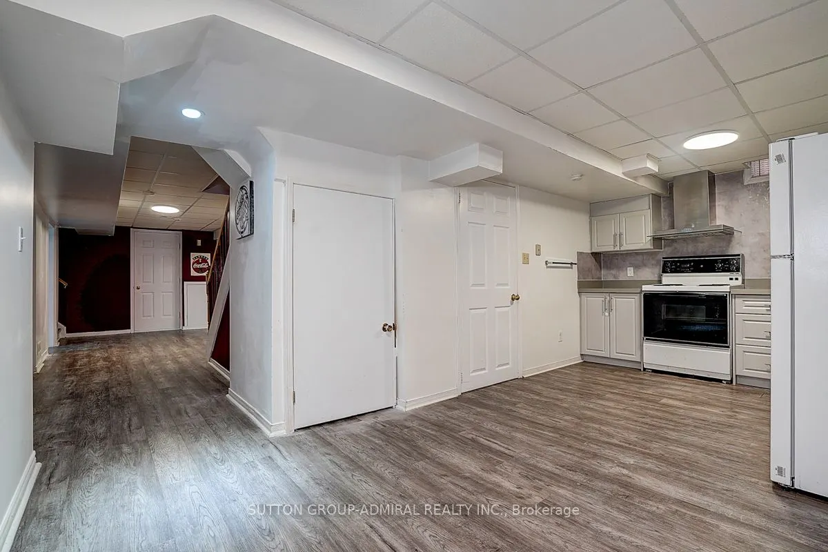 11 San Marko Place