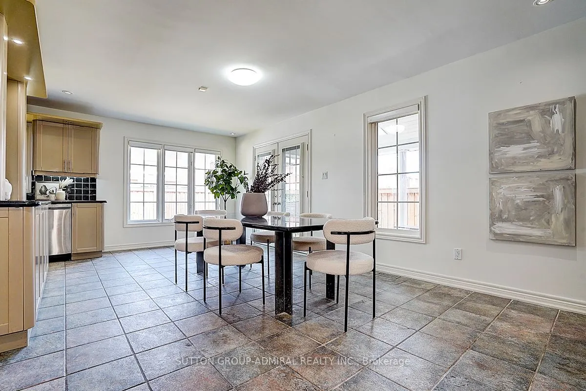 11 San Marko Place