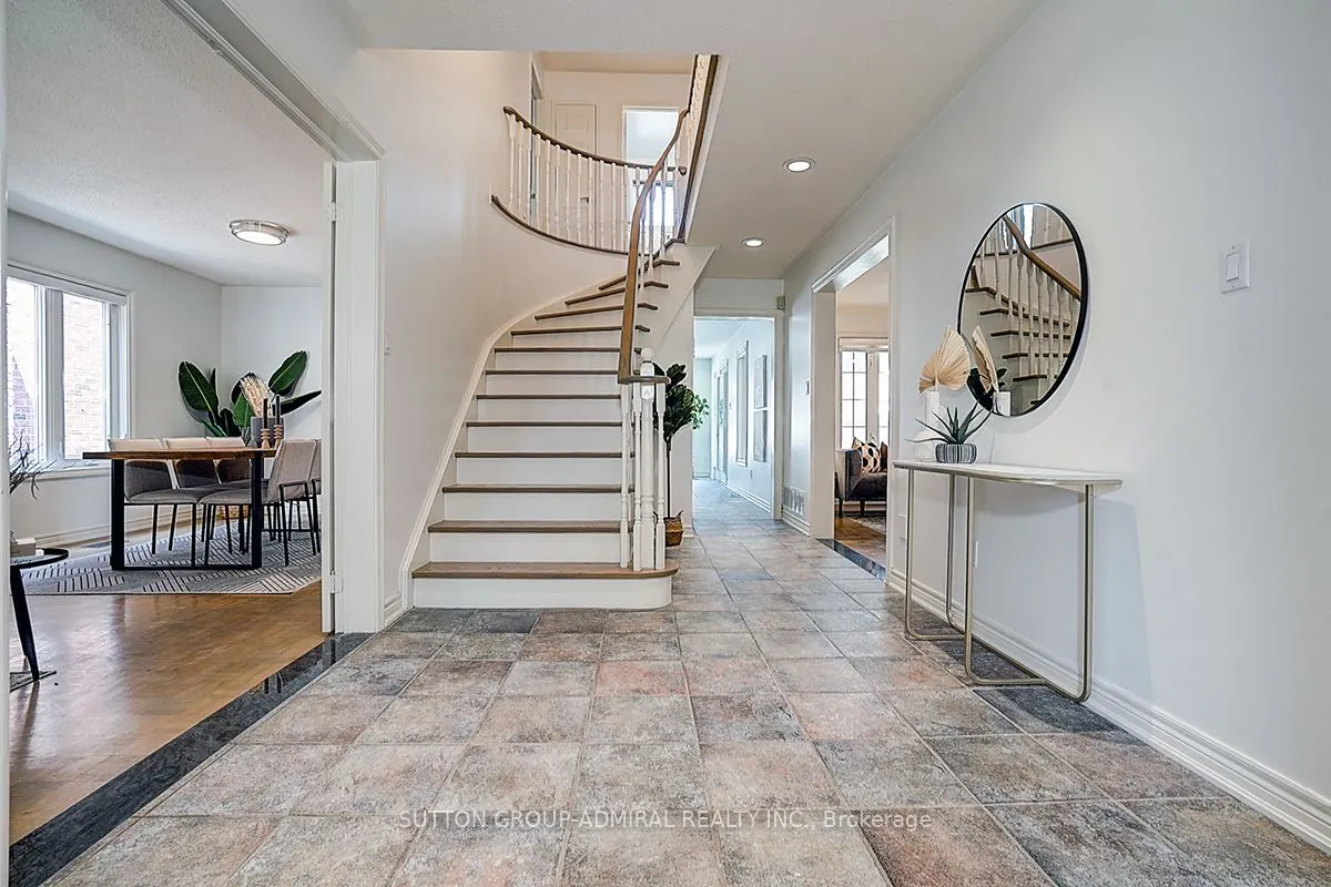 11 San Marko Place