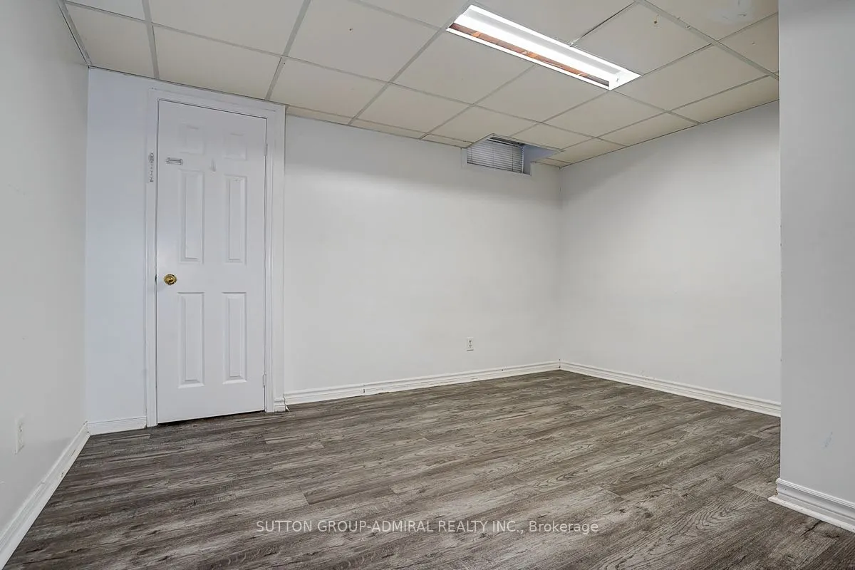 11 San Marko Place