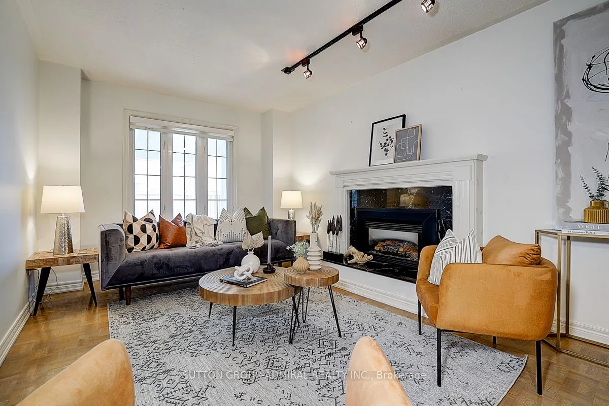 11 San Marko Place