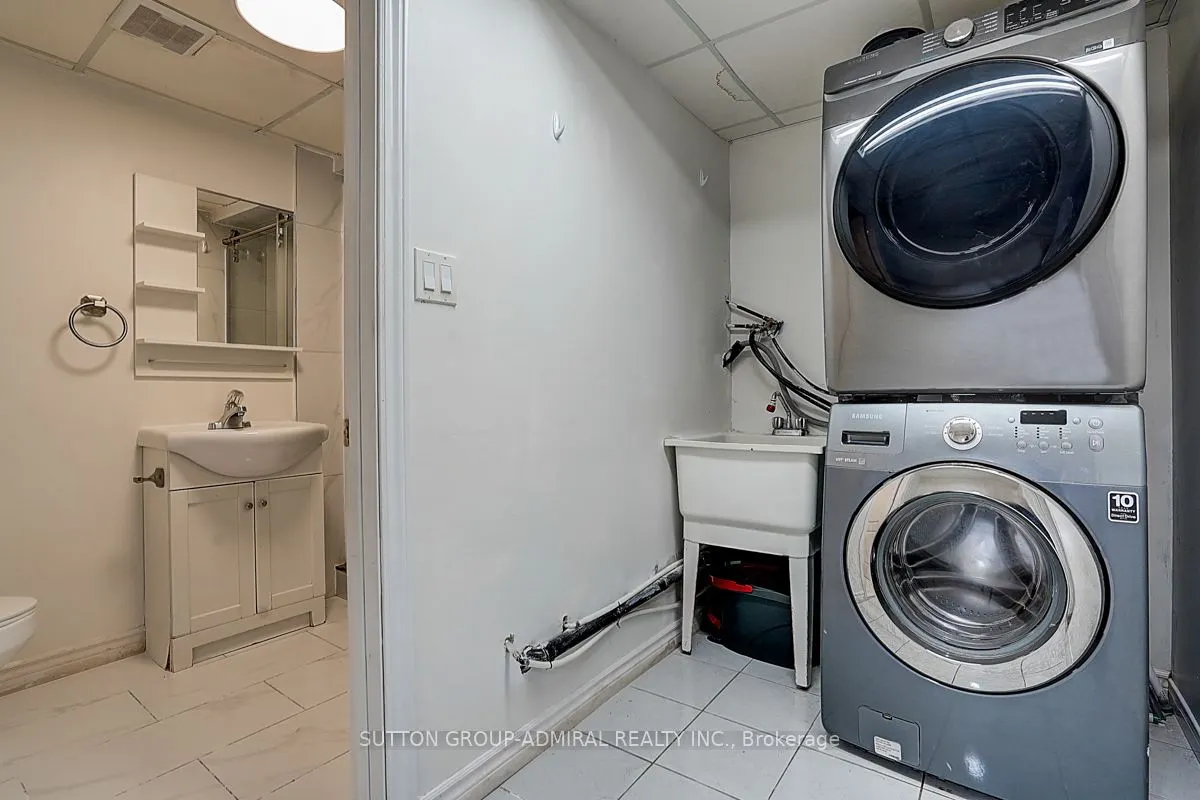 11 San Marko Place