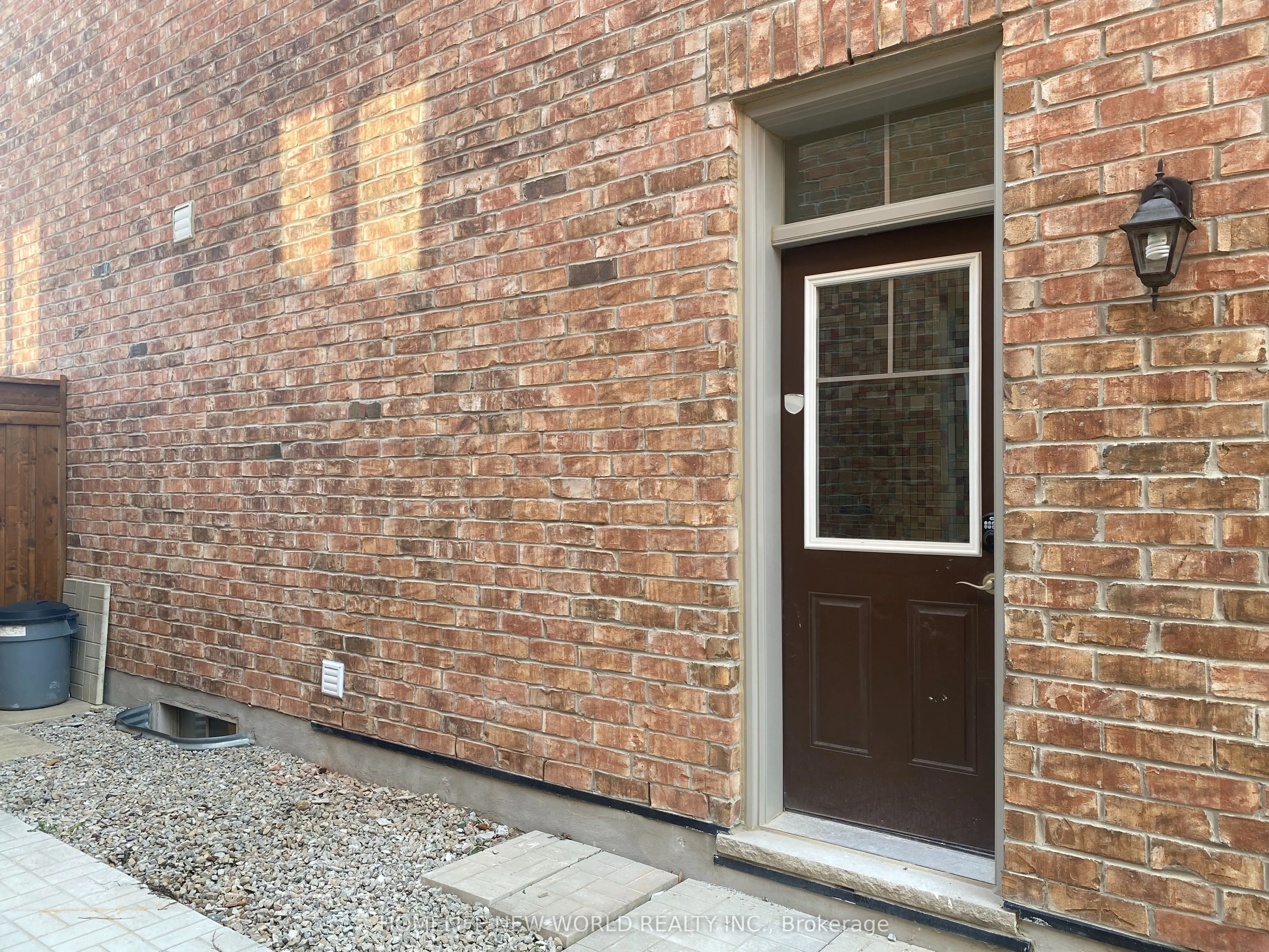 37 Port Royal Avenue