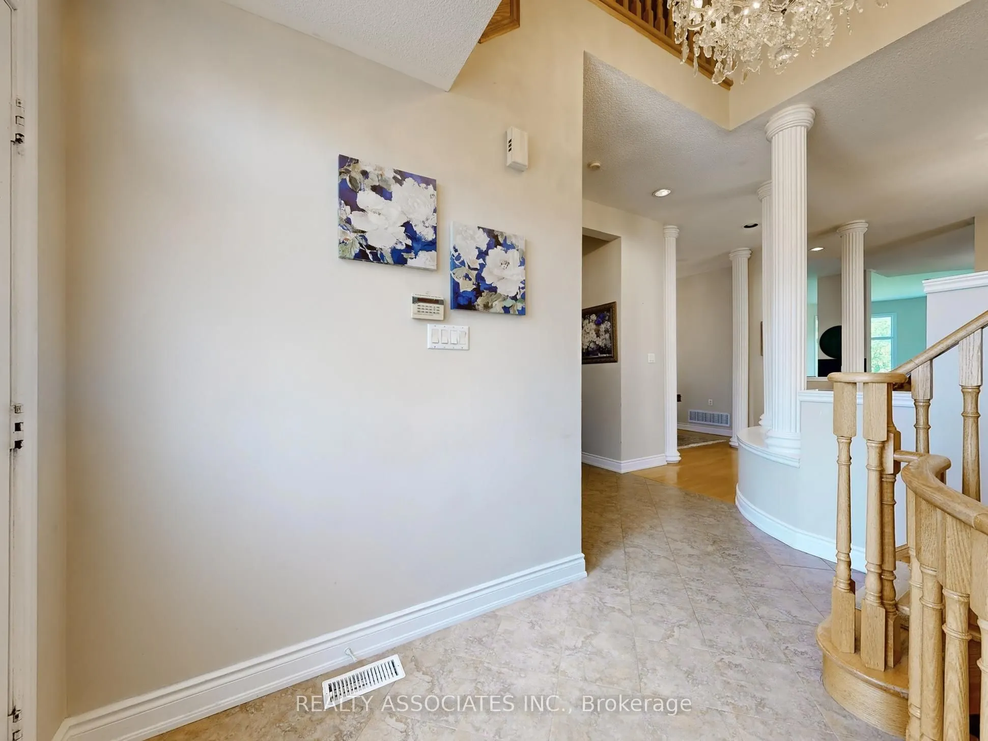 2 Lord Nelson Court