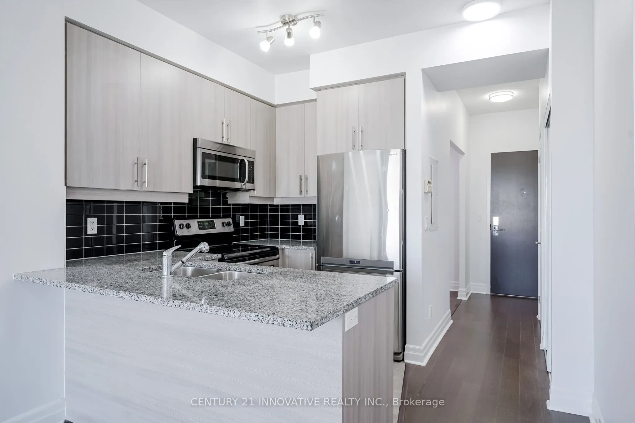 8130 Birchmount Road, #517