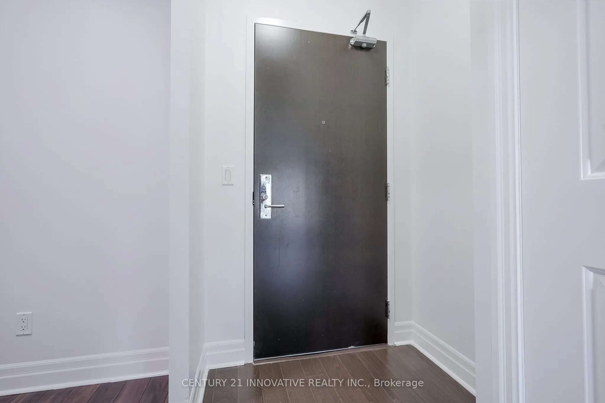 8130 Birchmount Road, #517