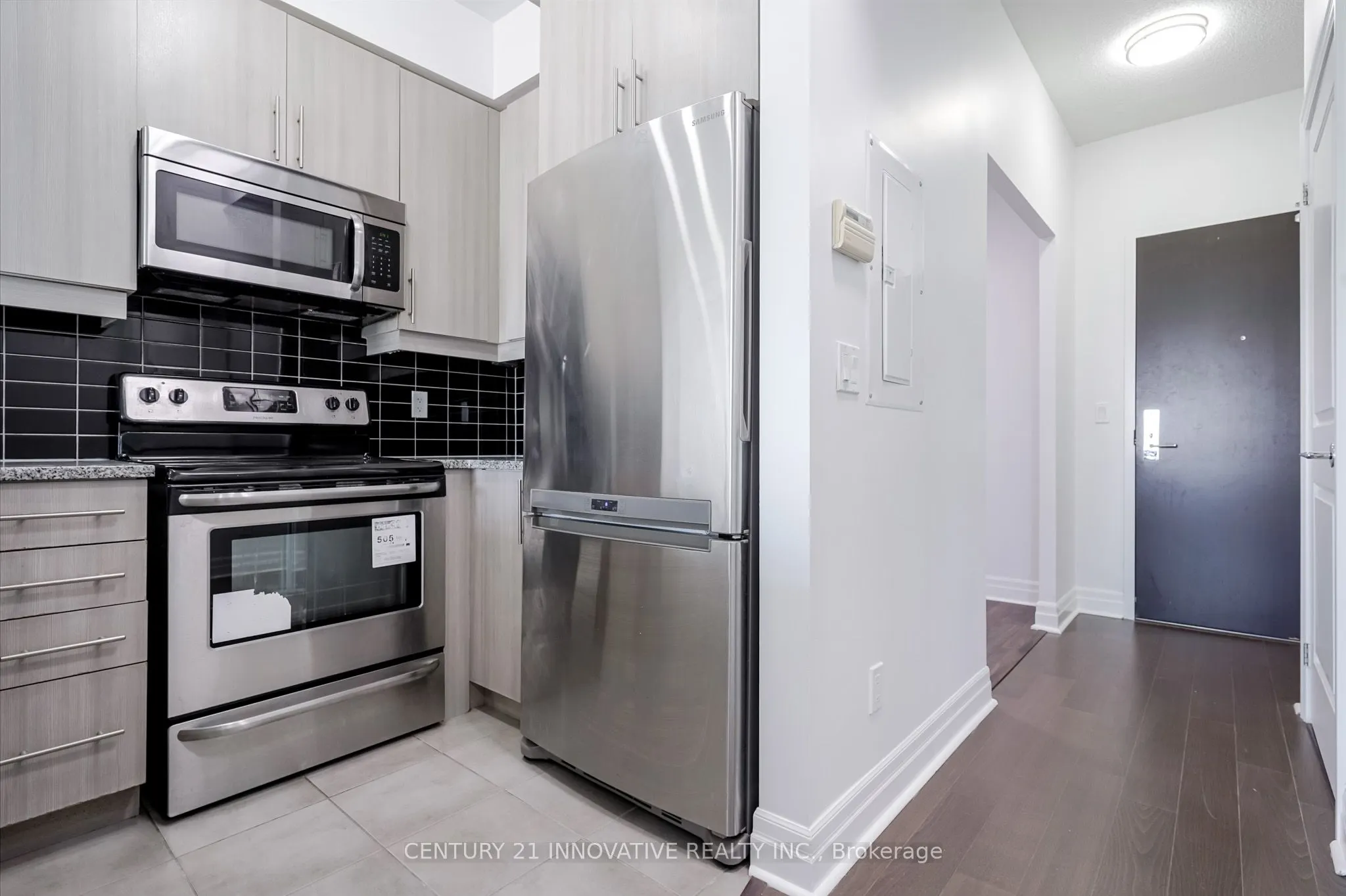 8130 Birchmount Road, #517