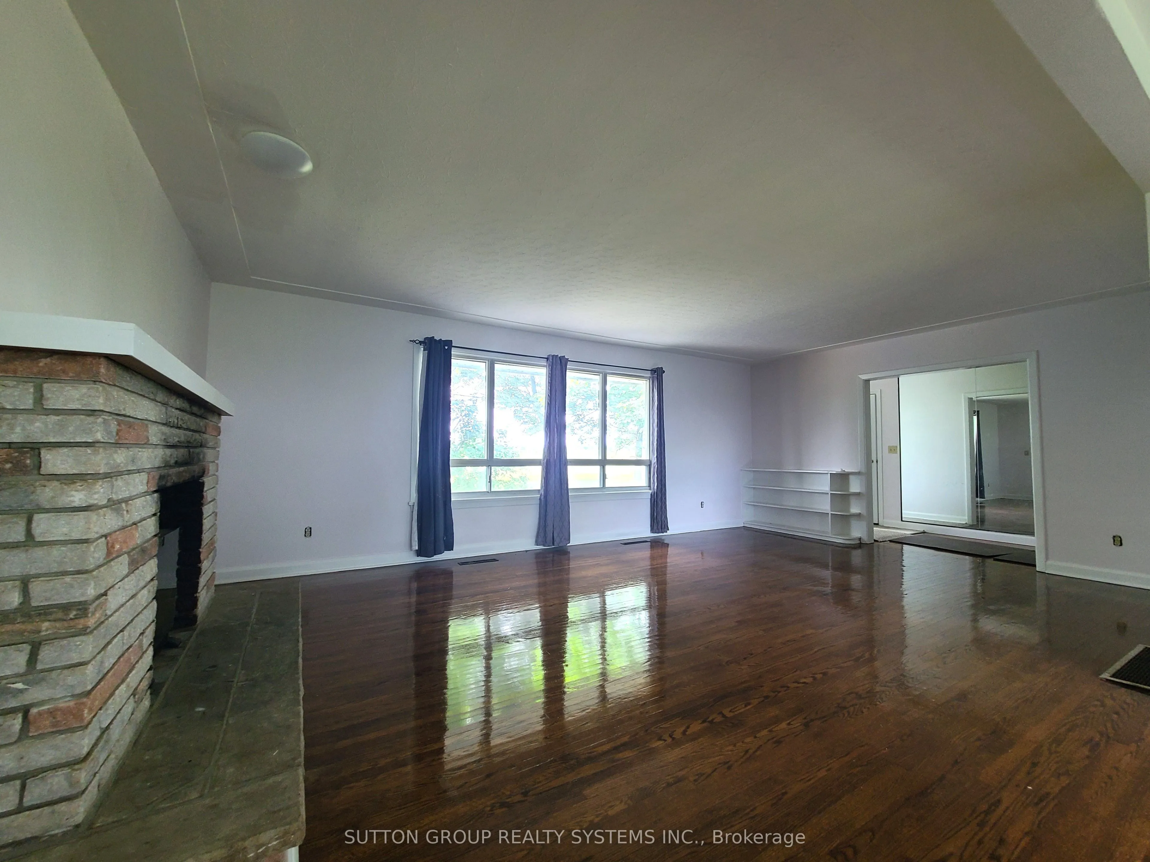 998 King Road