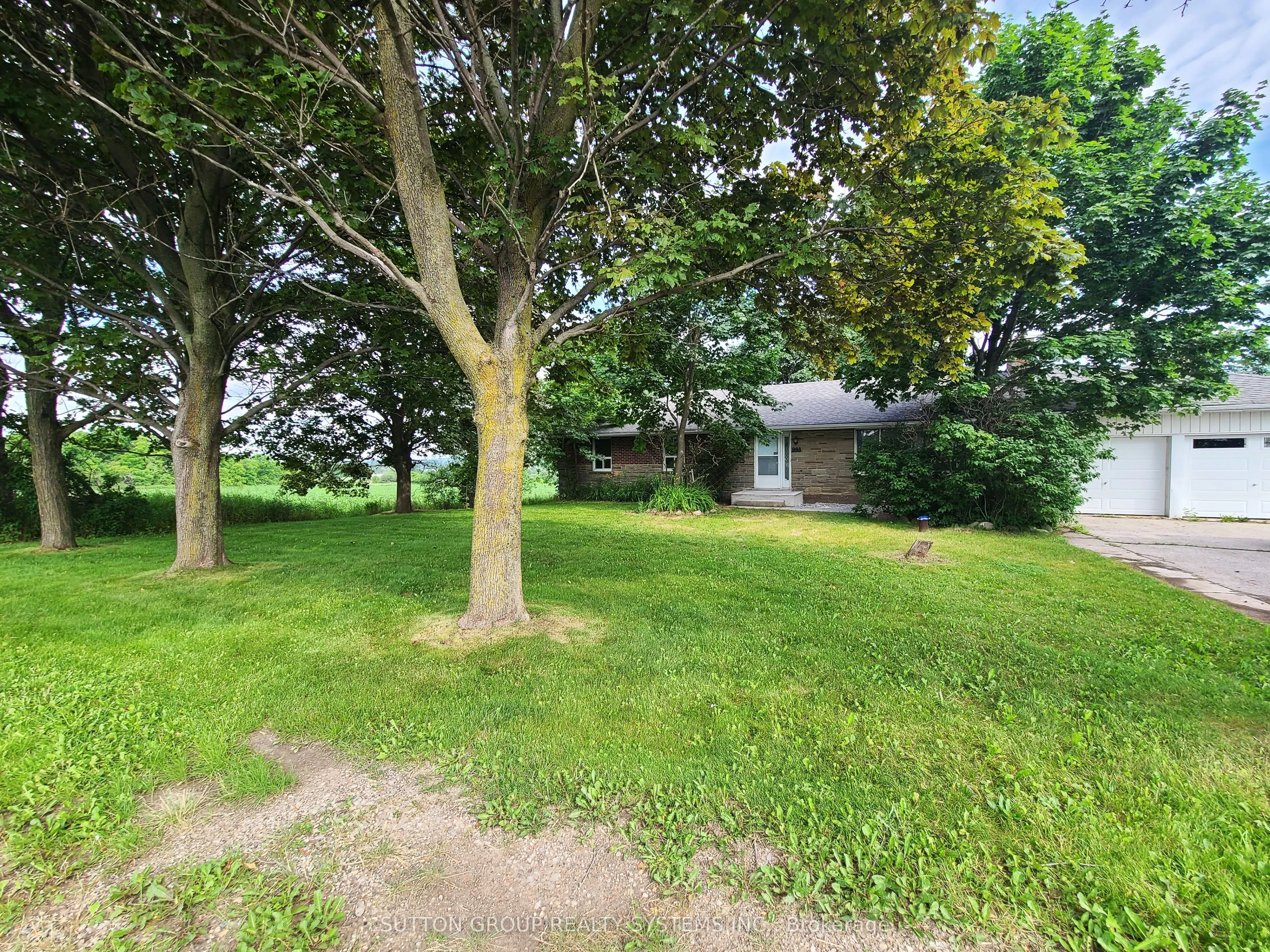 998 King Road
