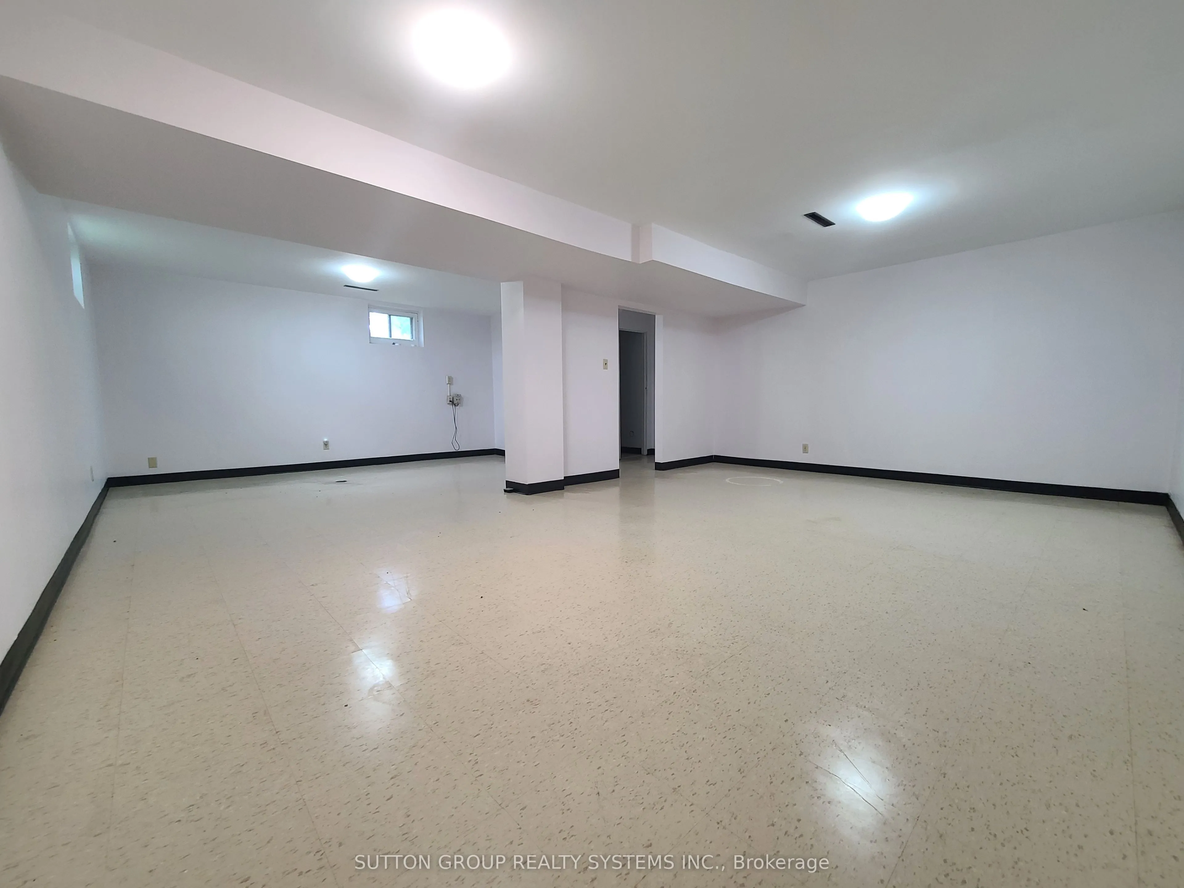 998 King Road