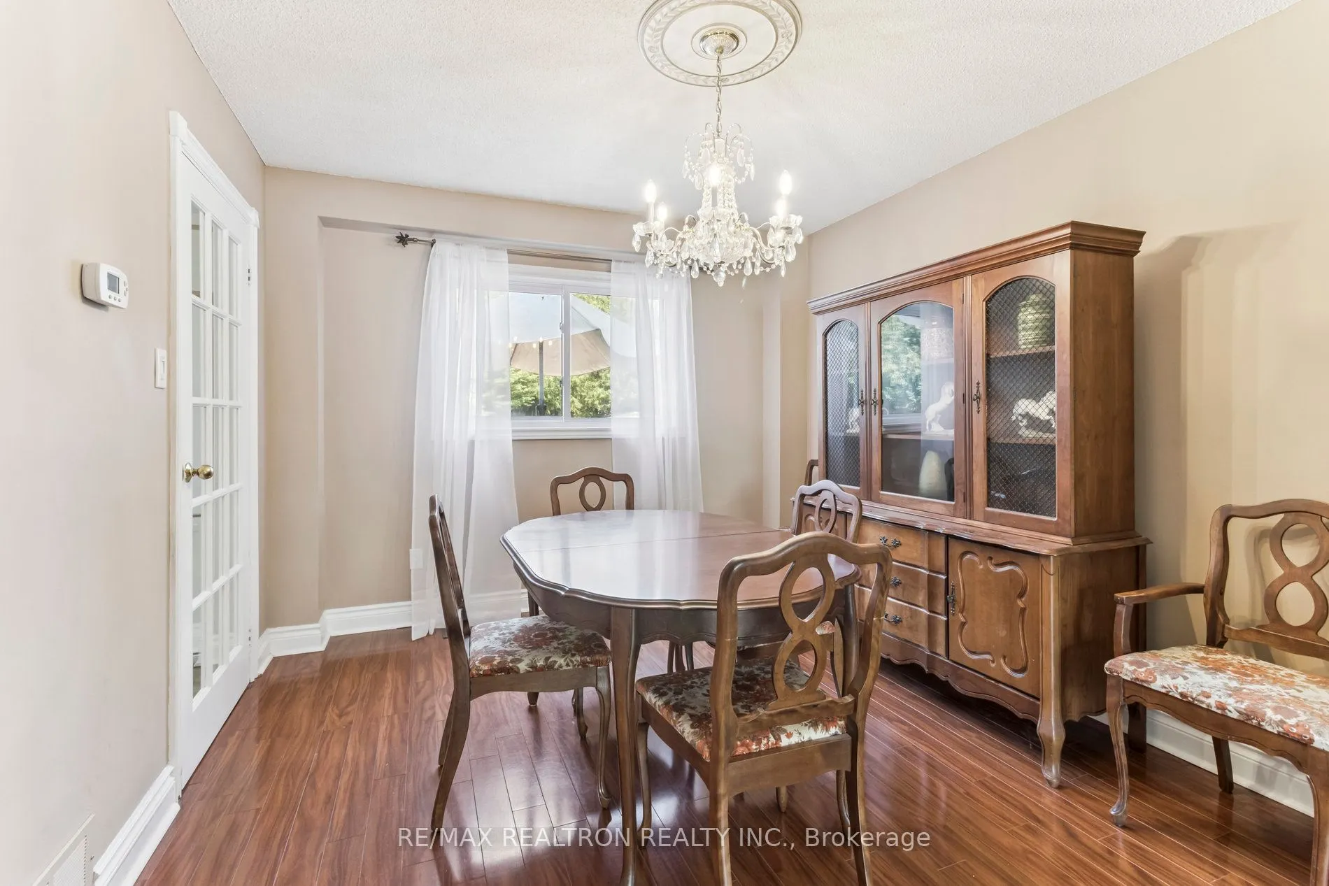 40 Manning Crescent