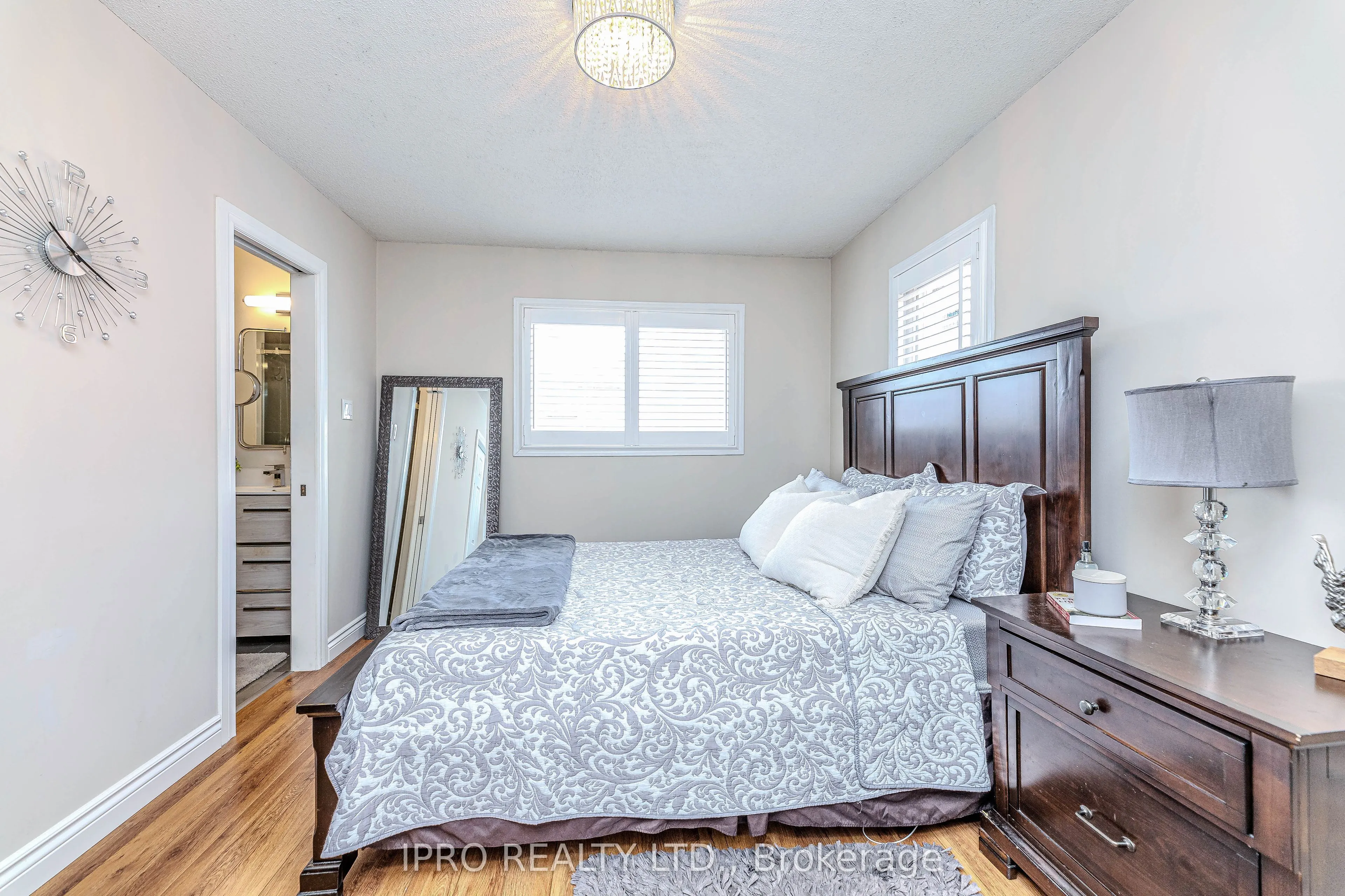 78 Tania Crescent, #8