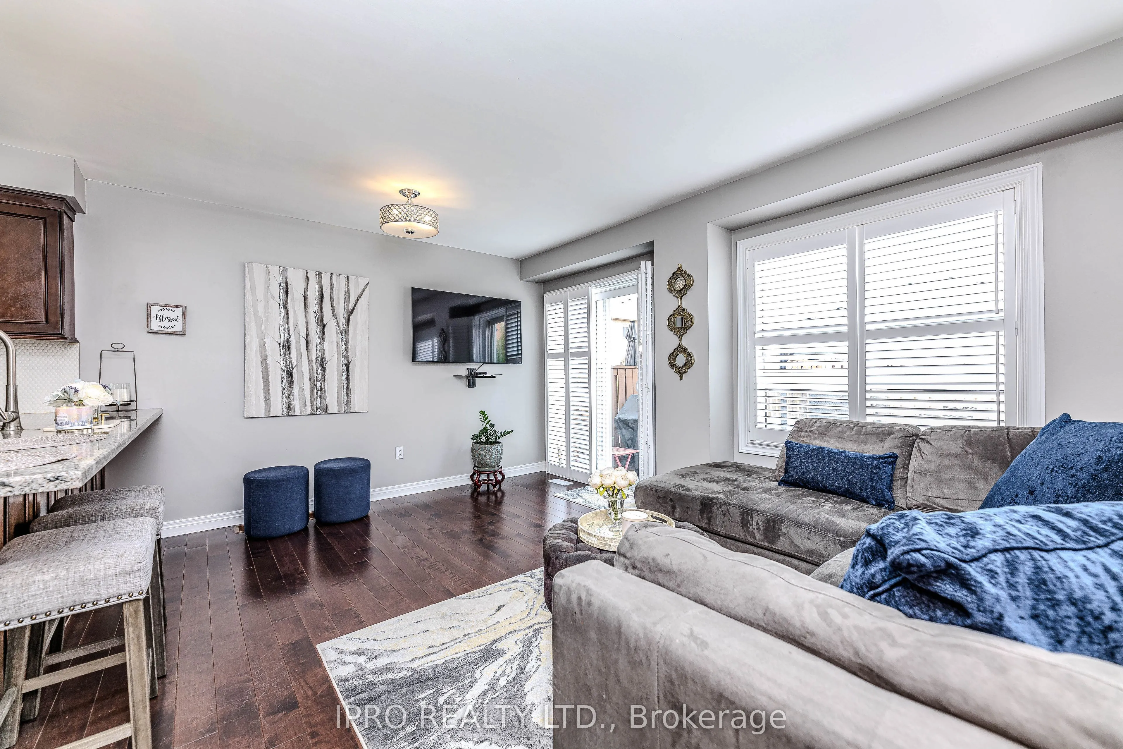 78 Tania Crescent, #8