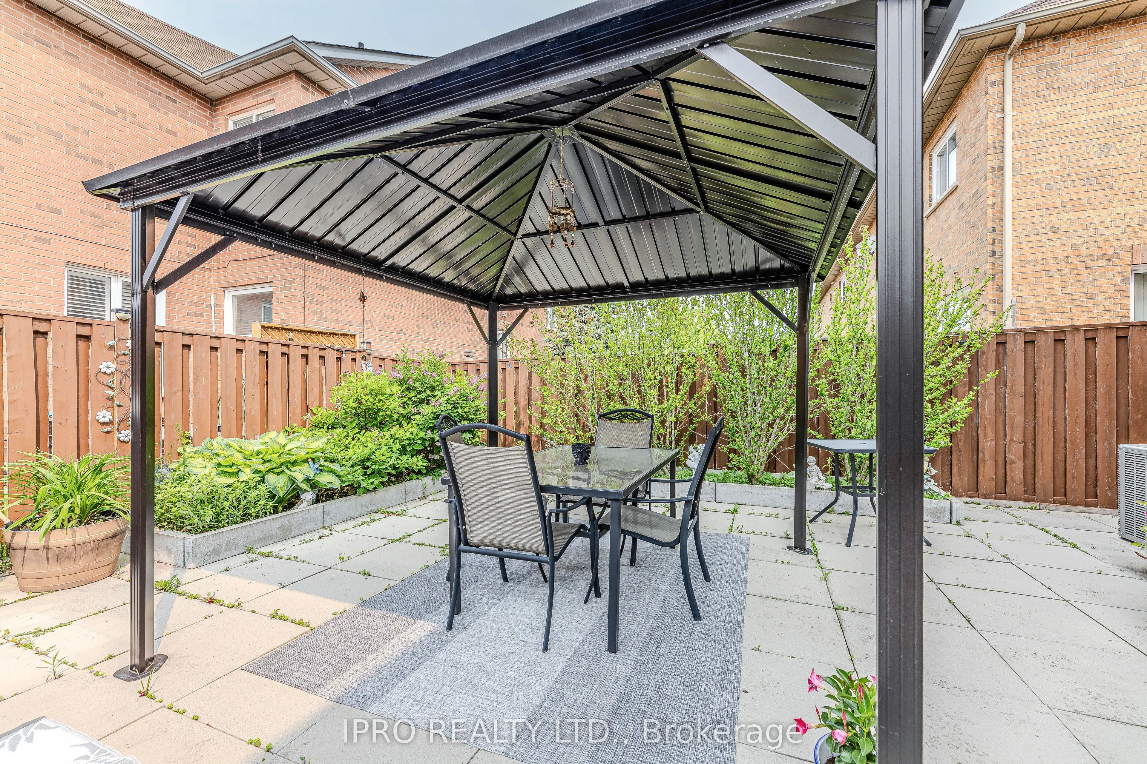 78 Tania Crescent, #8