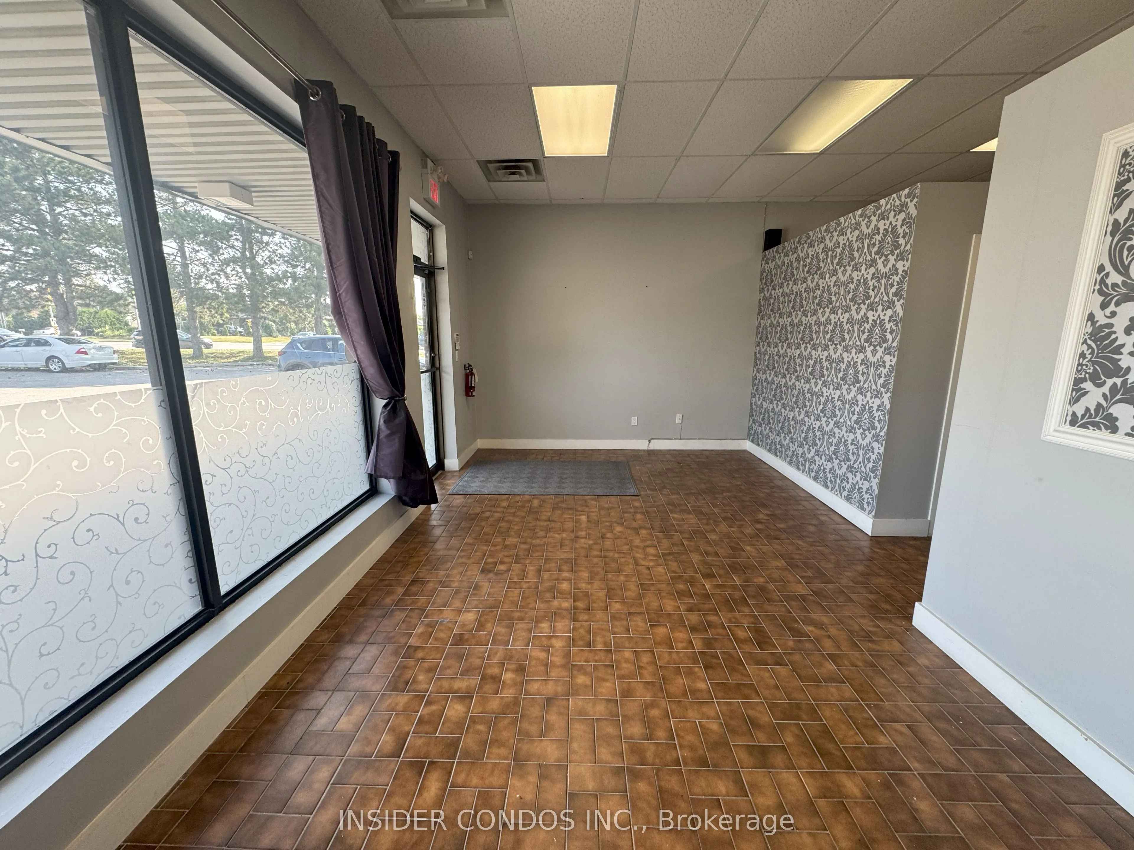 15 Willis Road, #B