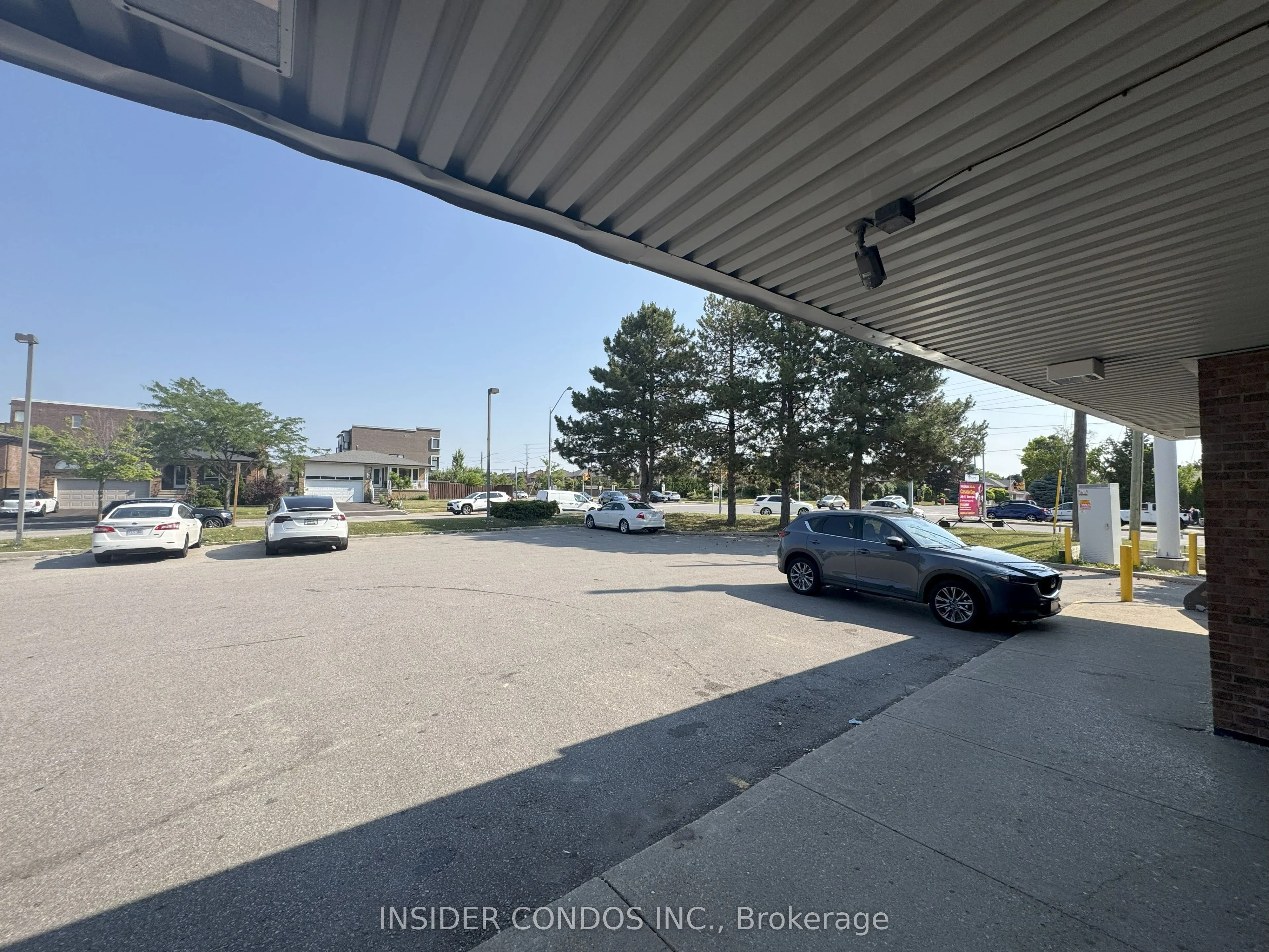 15 Willis Road, #B