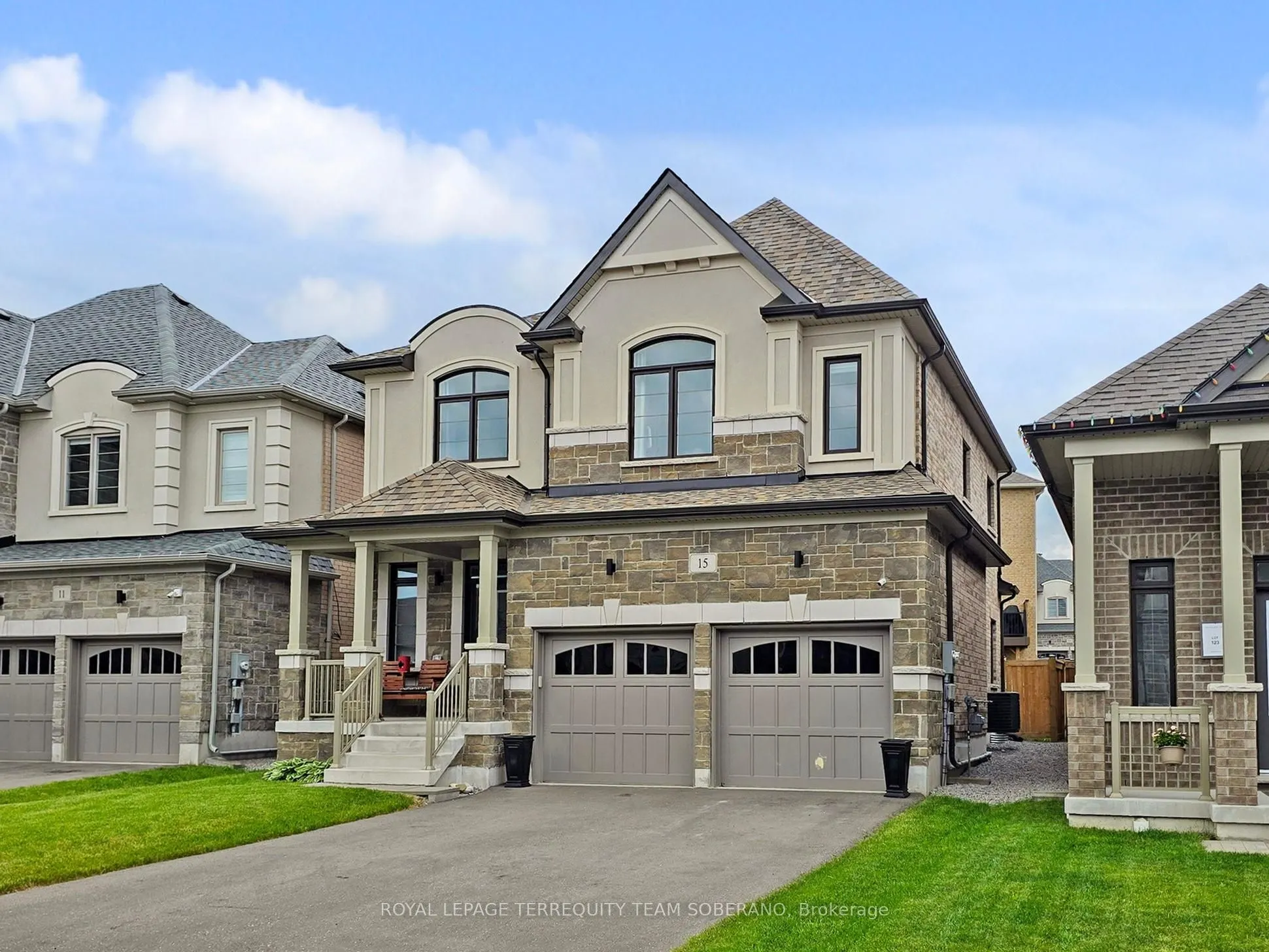 15 Pietrowski Drive
