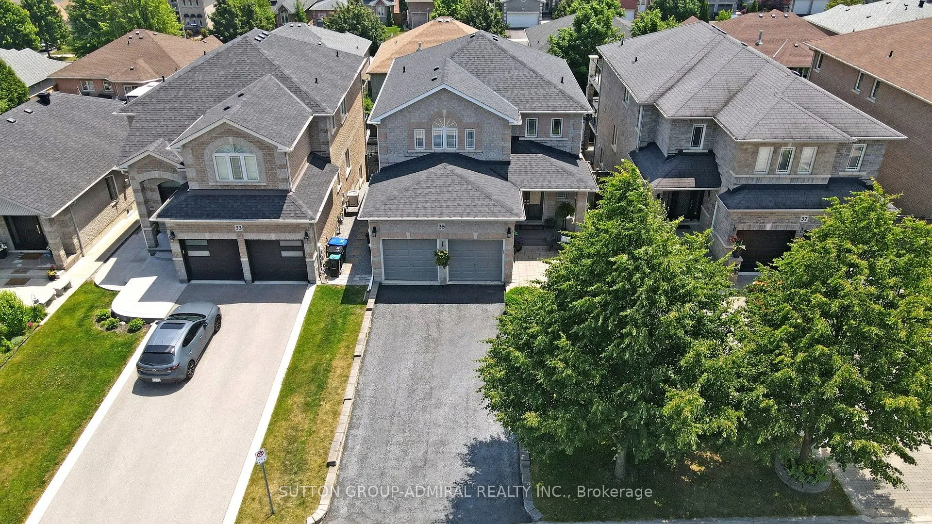 35 Wyman Crescent