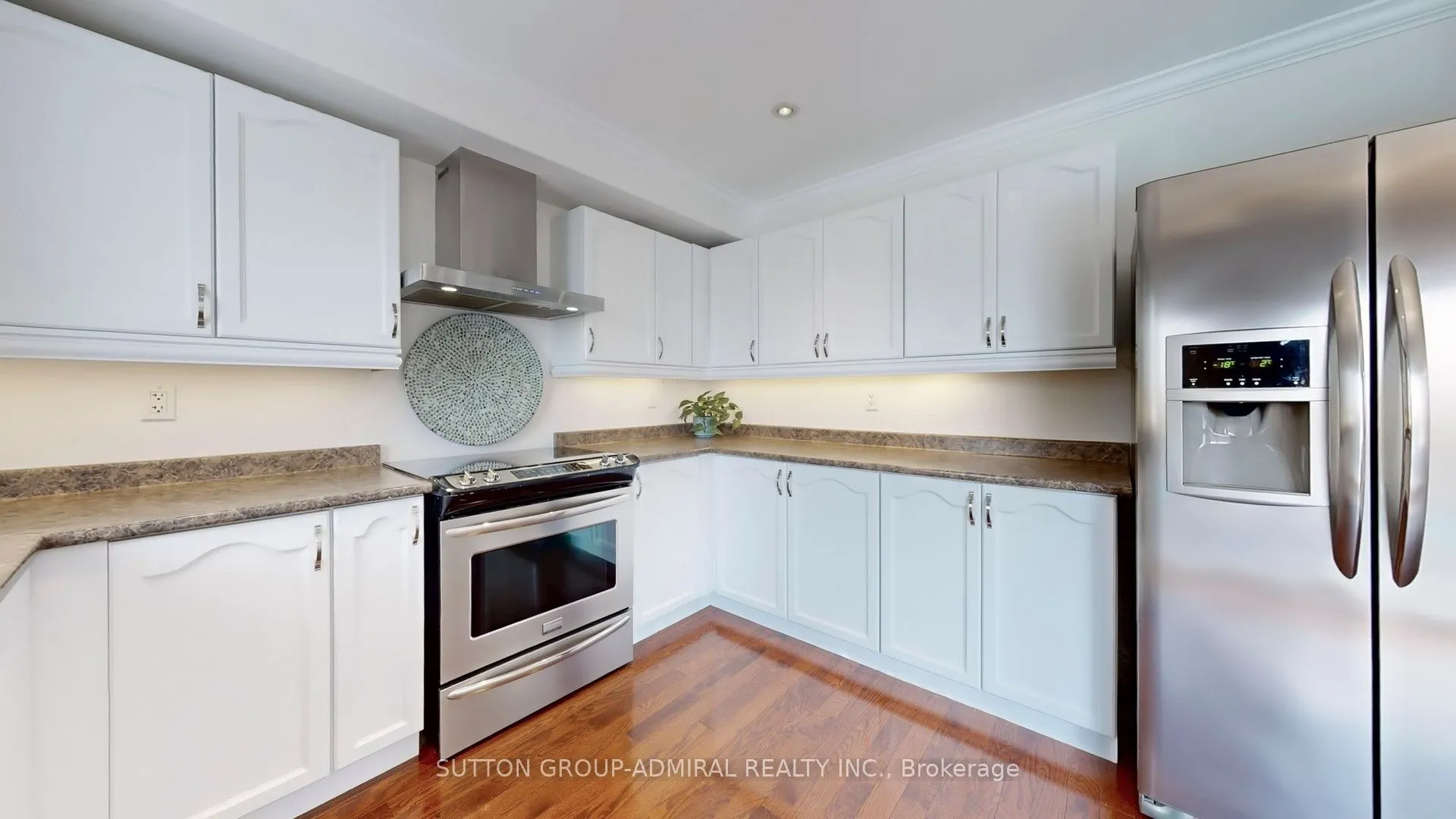 35 Wyman Crescent