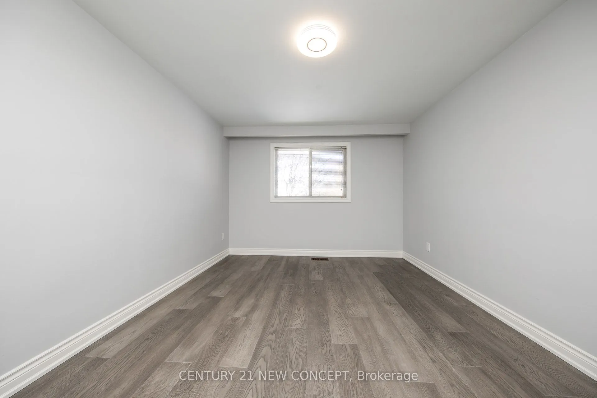 74 Clark Avenue E, #Main