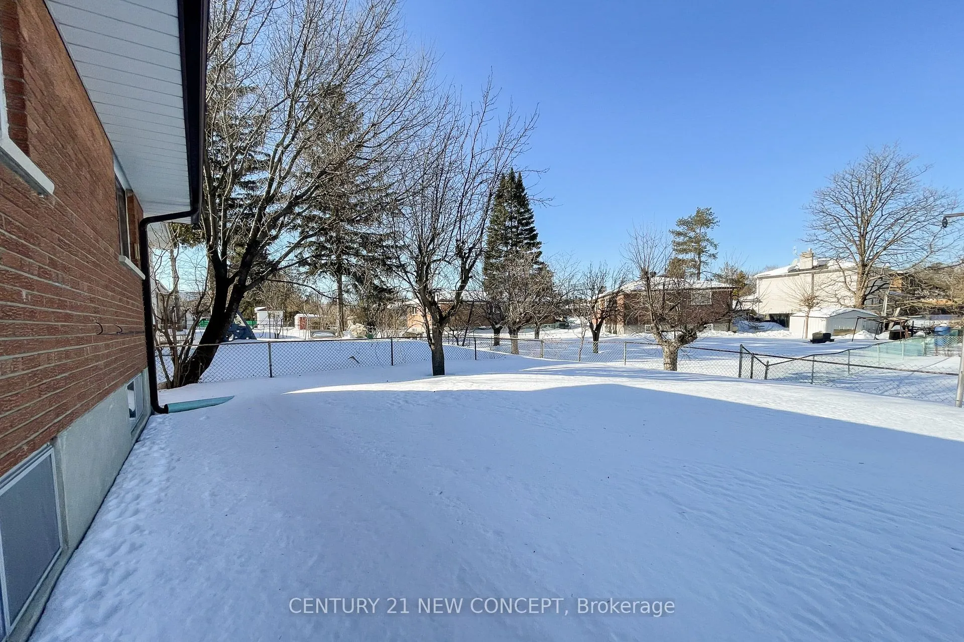 74 Clark Avenue E, #Main