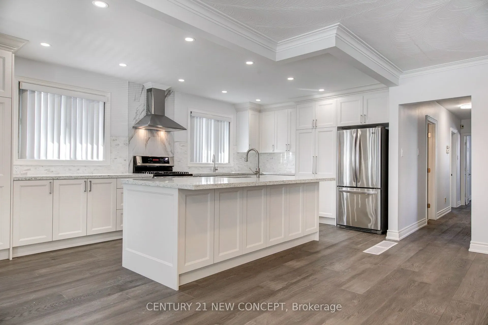 74 Clark Avenue E, #Main