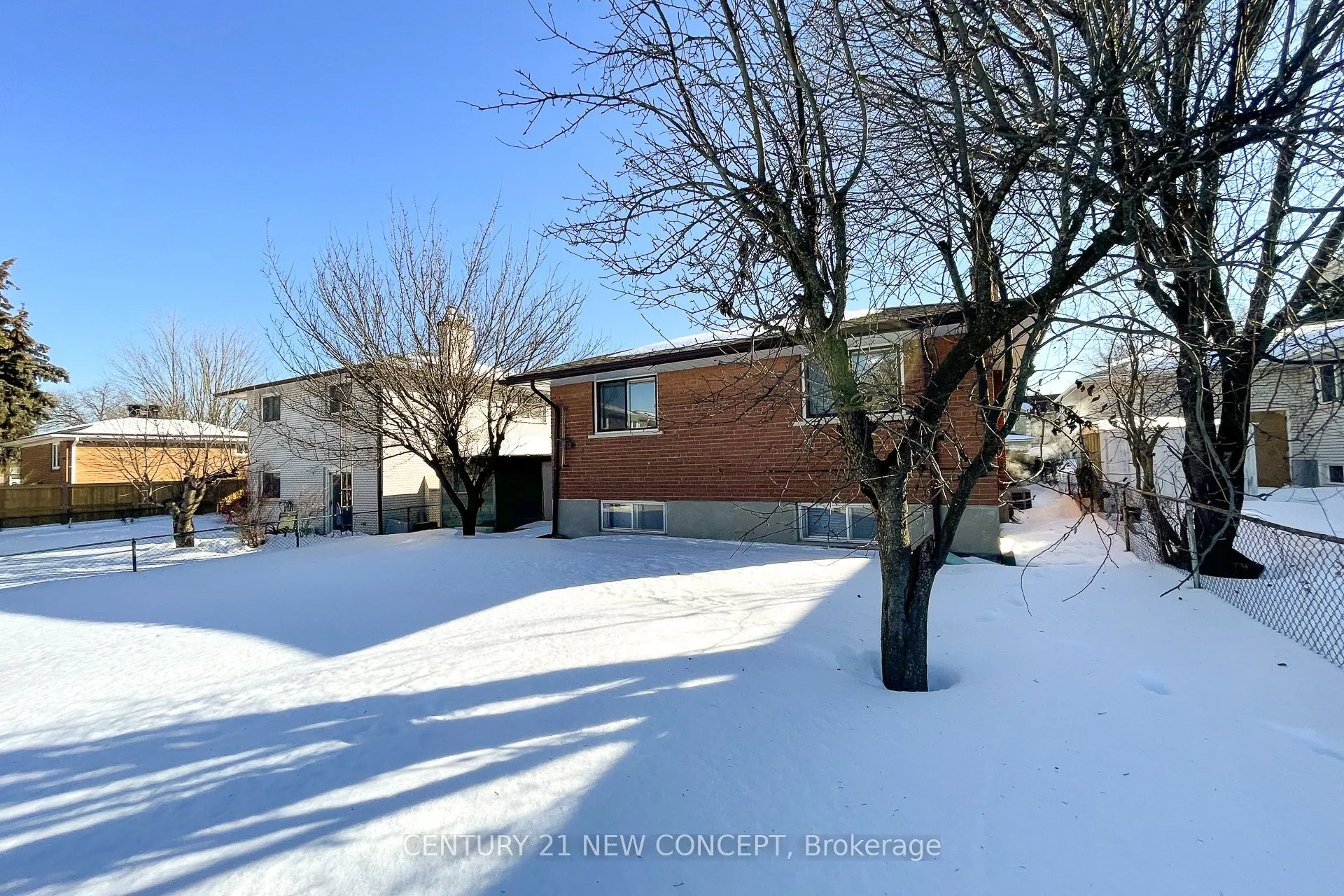 74 Clark Avenue E, #Main