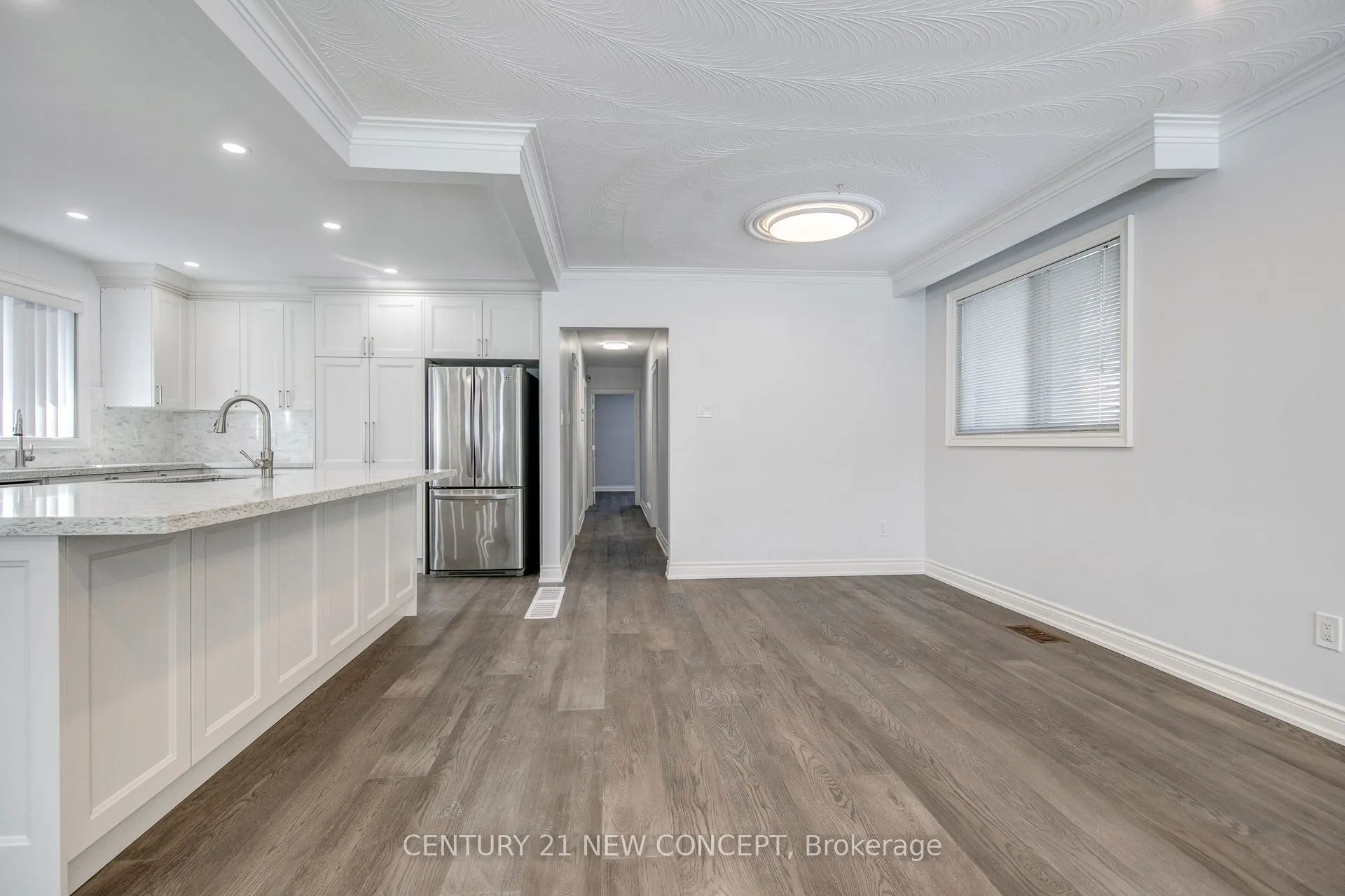 74 Clark Avenue E, #Main